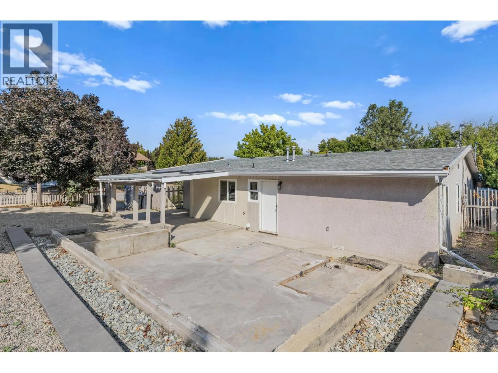2431 Bering Road
