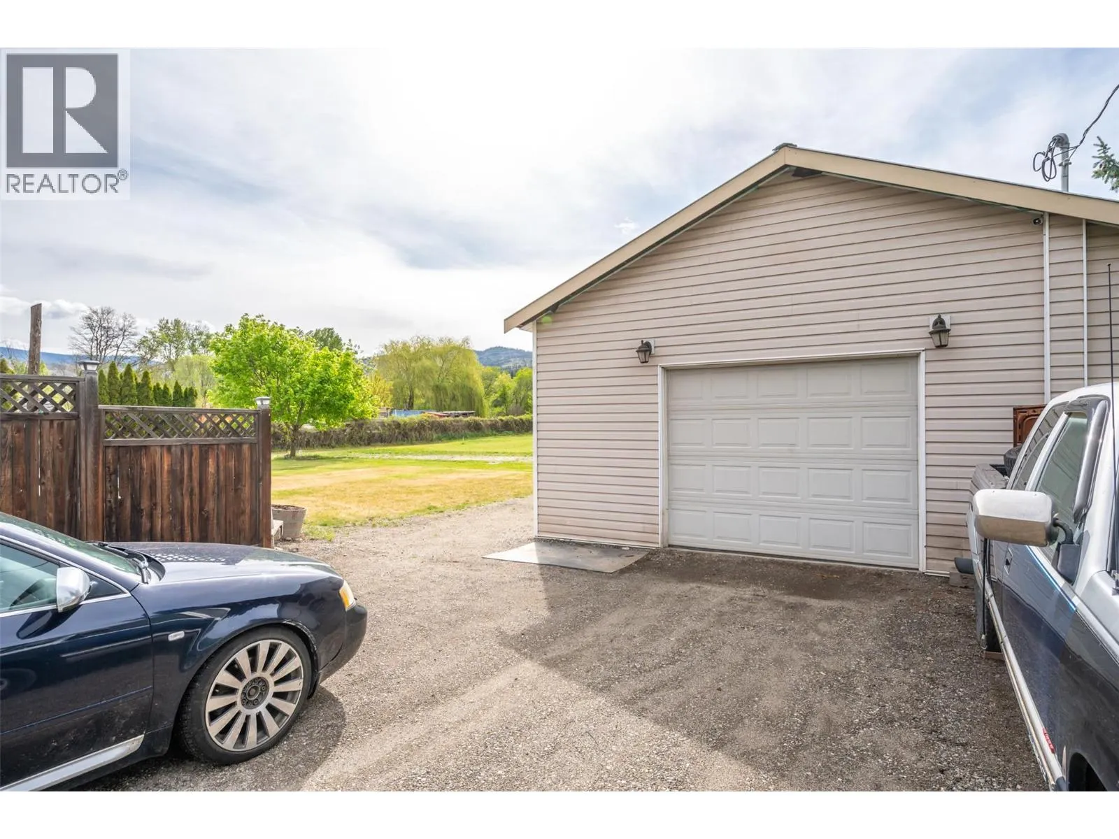 5471 SAWMILL Road