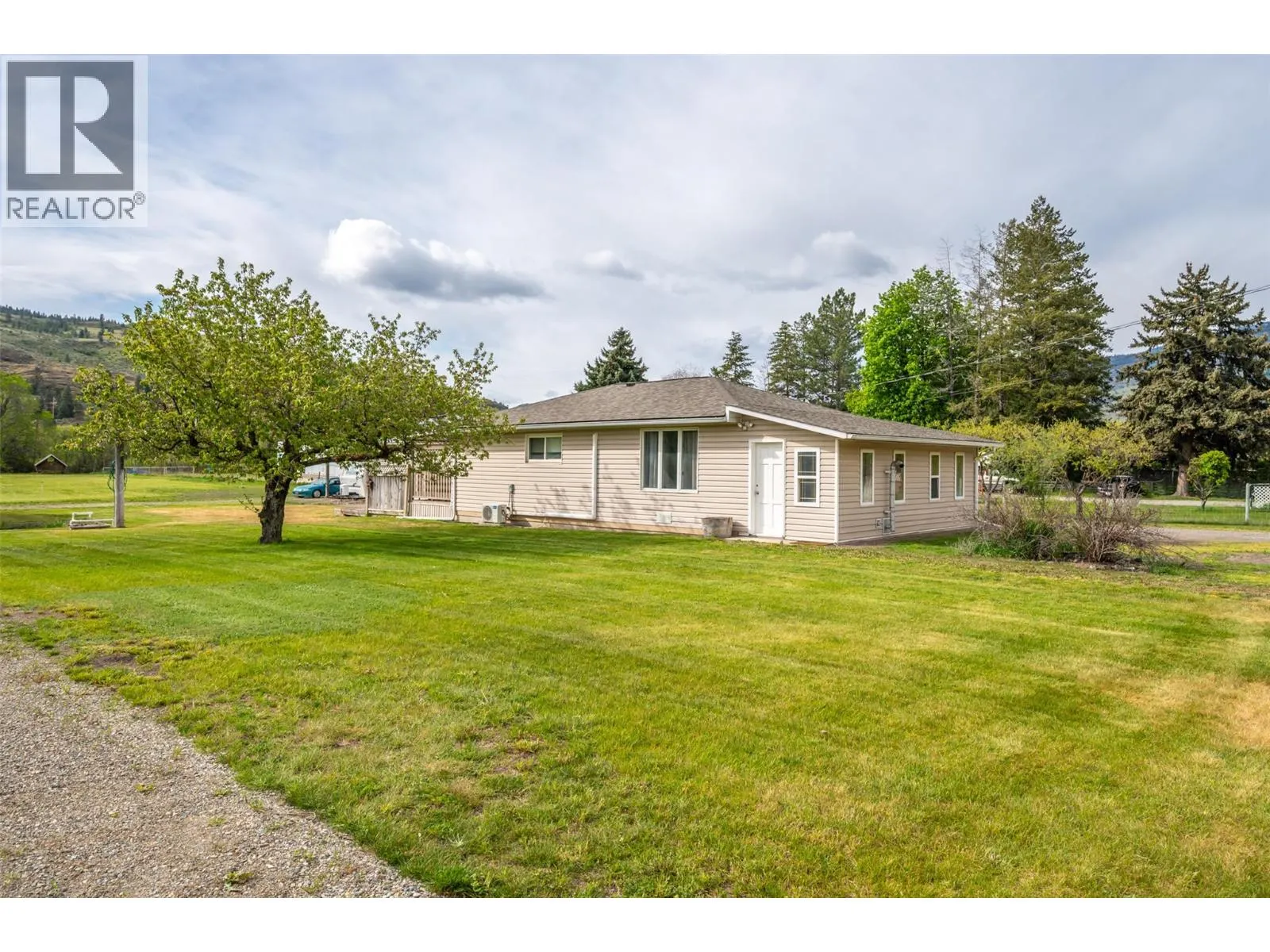 5471 SAWMILL Road
