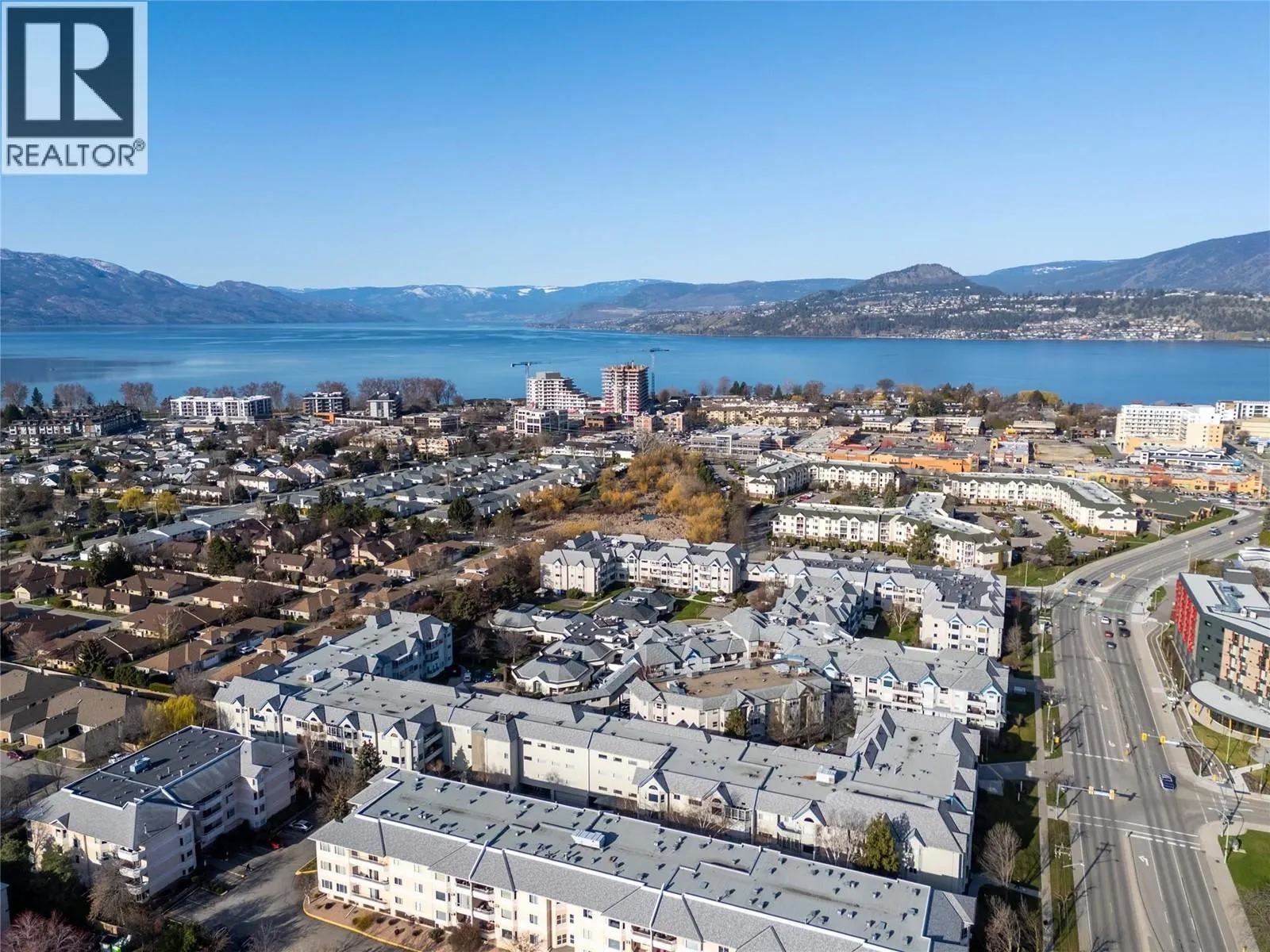 3157 Casorso Road Unit# 204