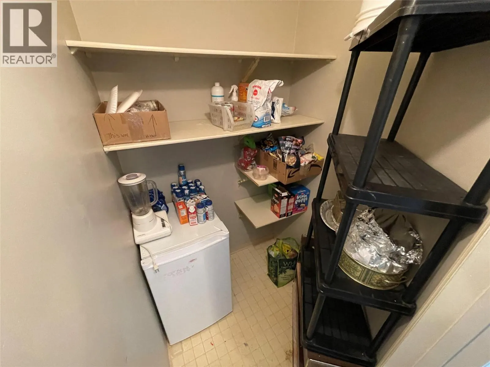 3157 Casorso Road Unit# 204