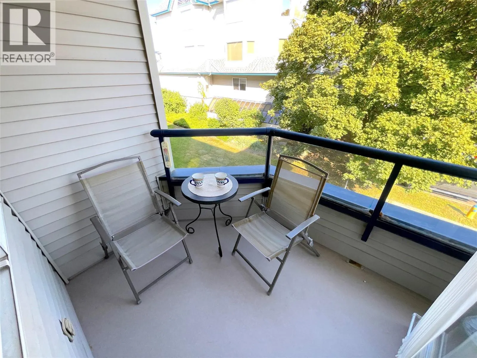 3157 Casorso Road Unit# 204