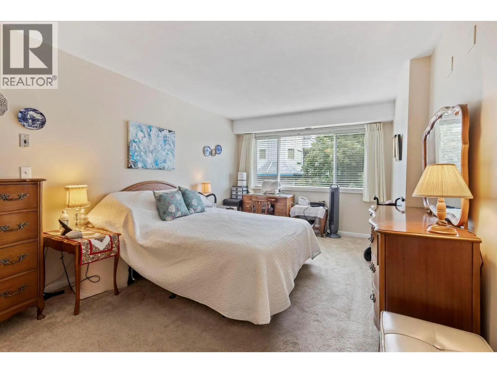 3157 Casorso Road Unit# 204