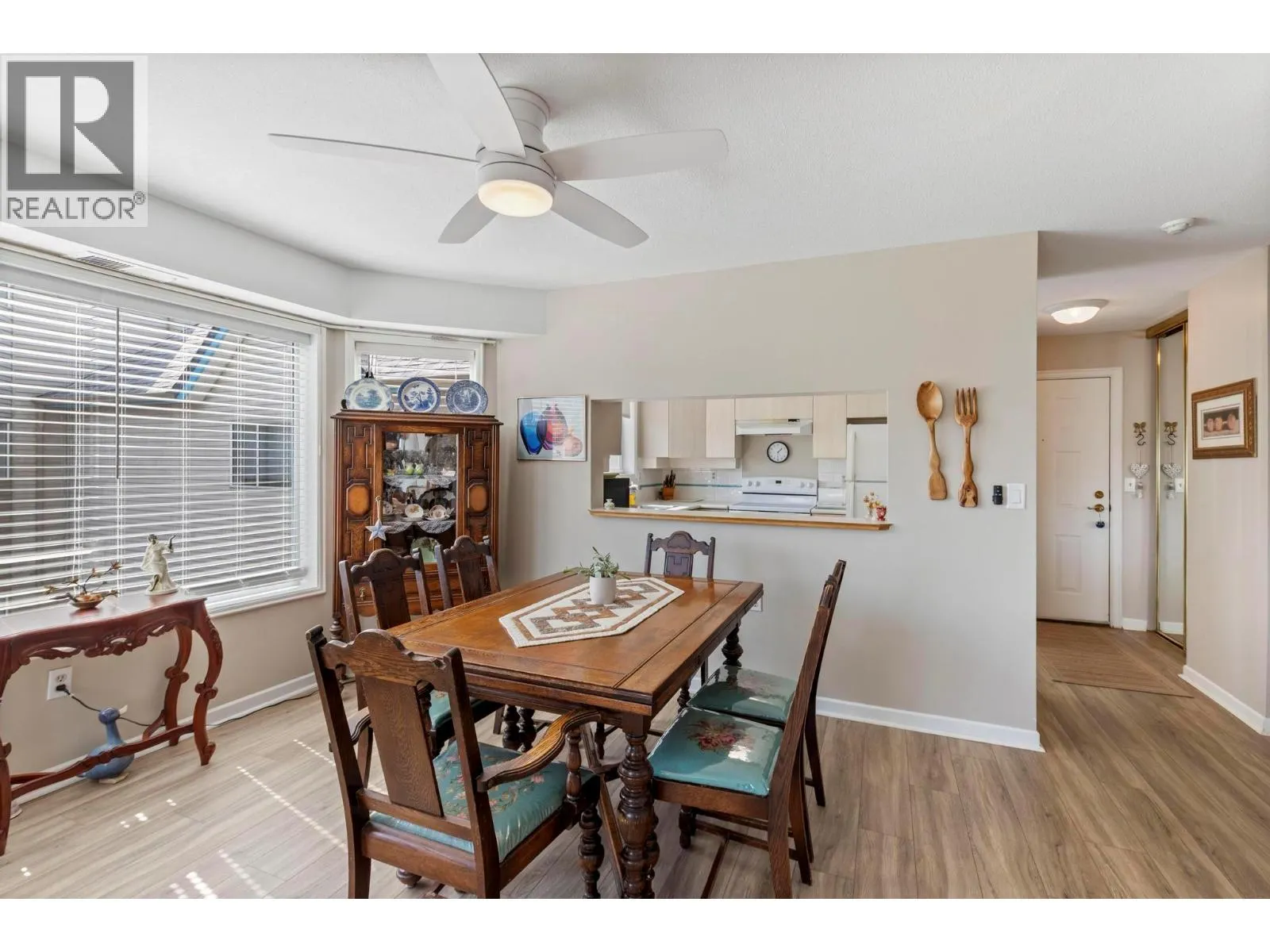 3157 Casorso Road Unit# 204