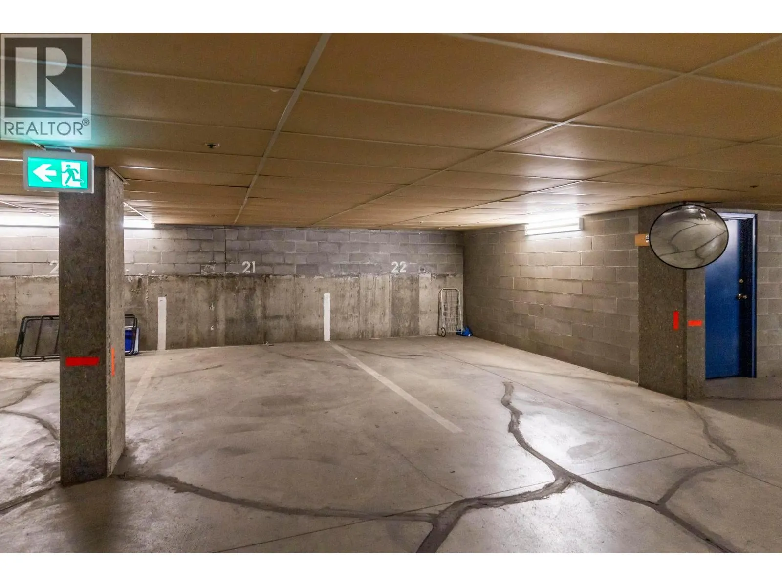 3157 Casorso Road Unit# 204