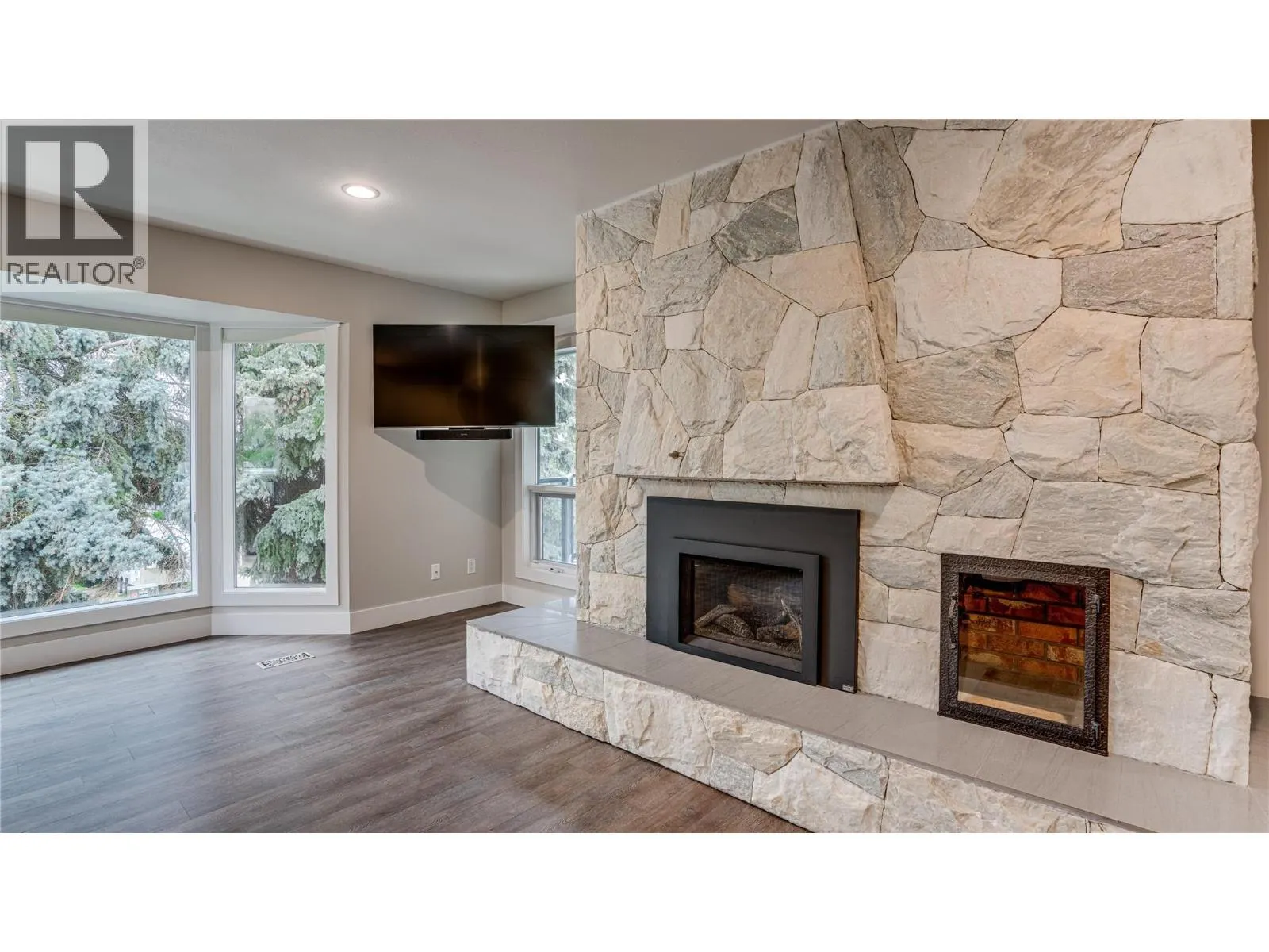 449 Crestview Drive