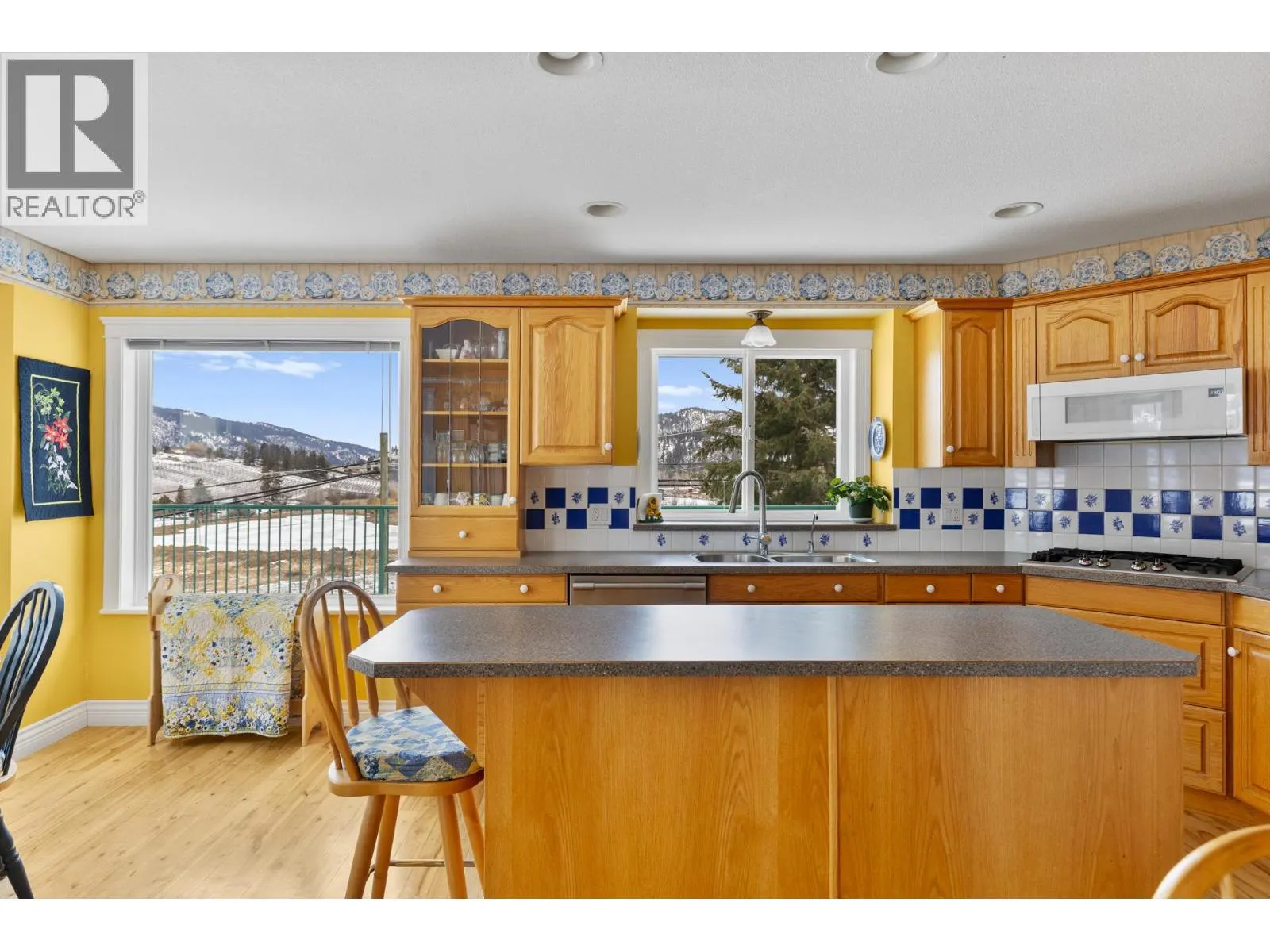 15326 Oyama Road