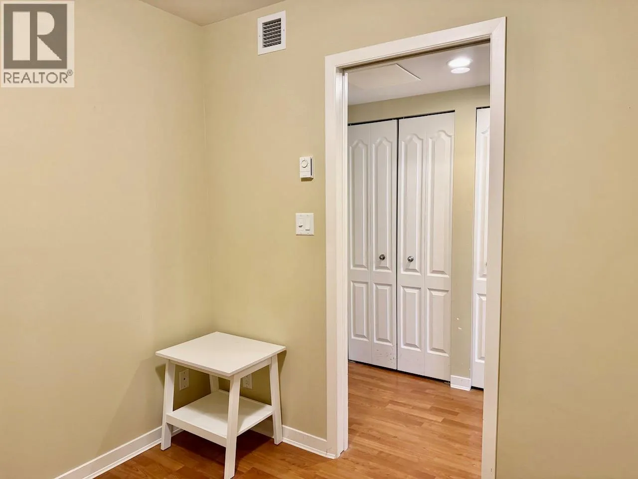 7600 COTTONWOOD Drive Unit# 406