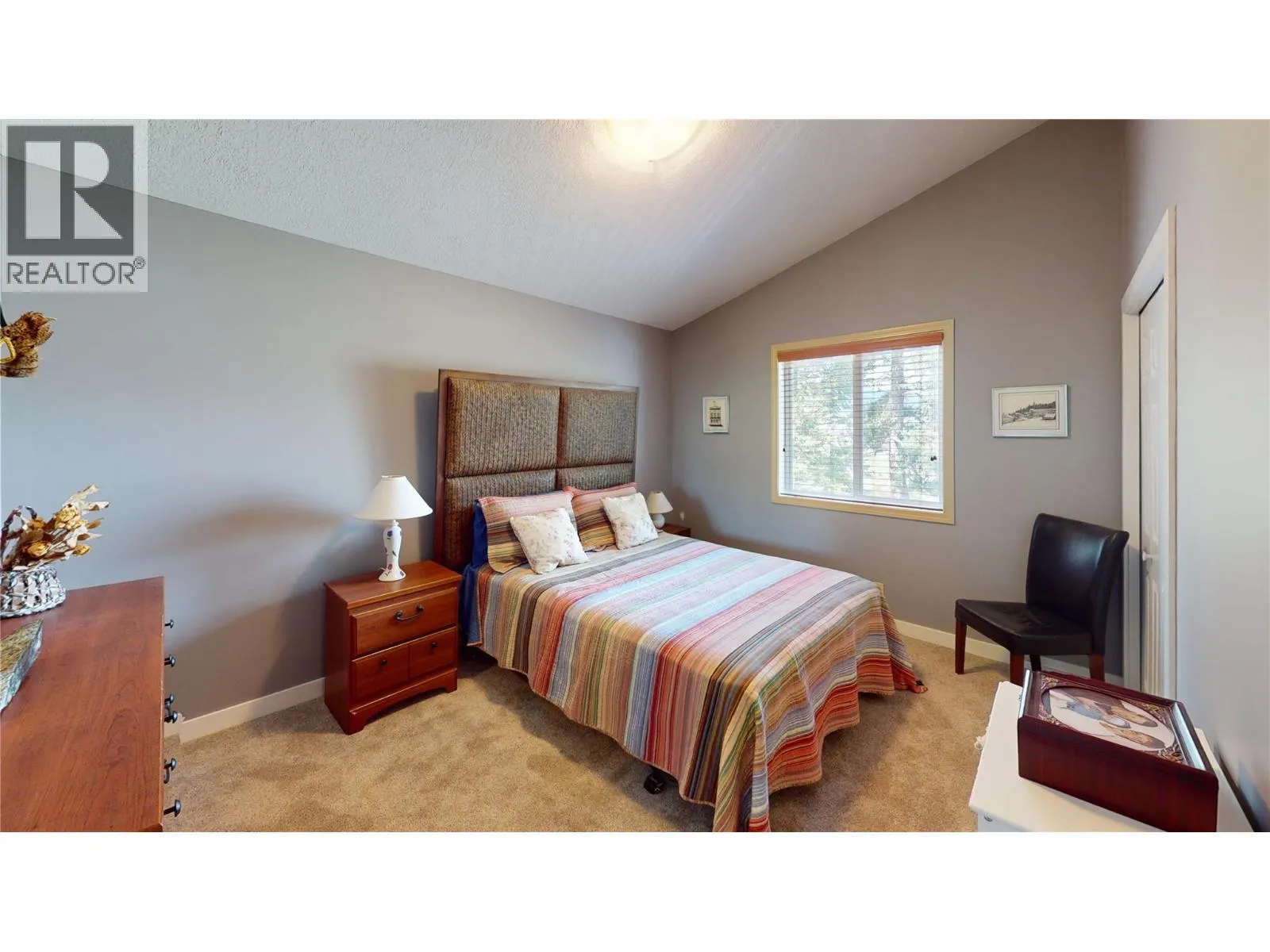 4868 RIVERVIEW Drive Unit# 8