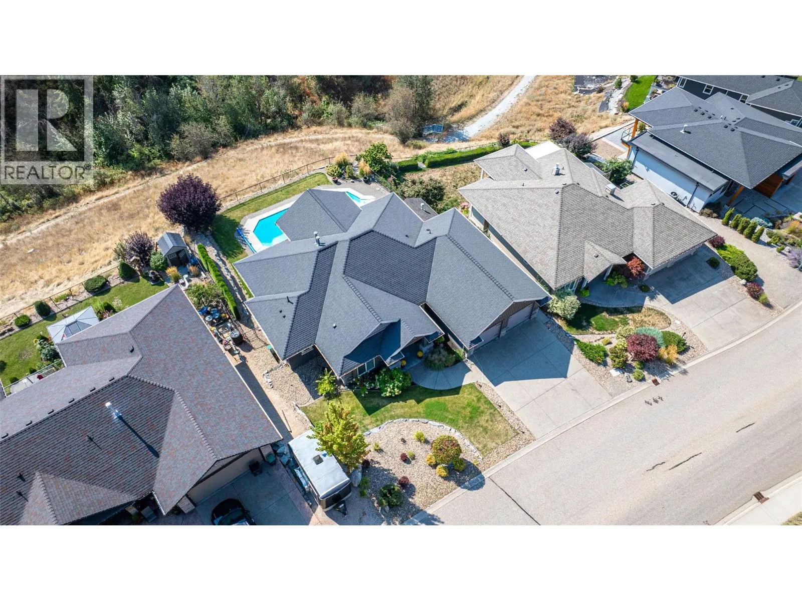 6905 Foothills Drive