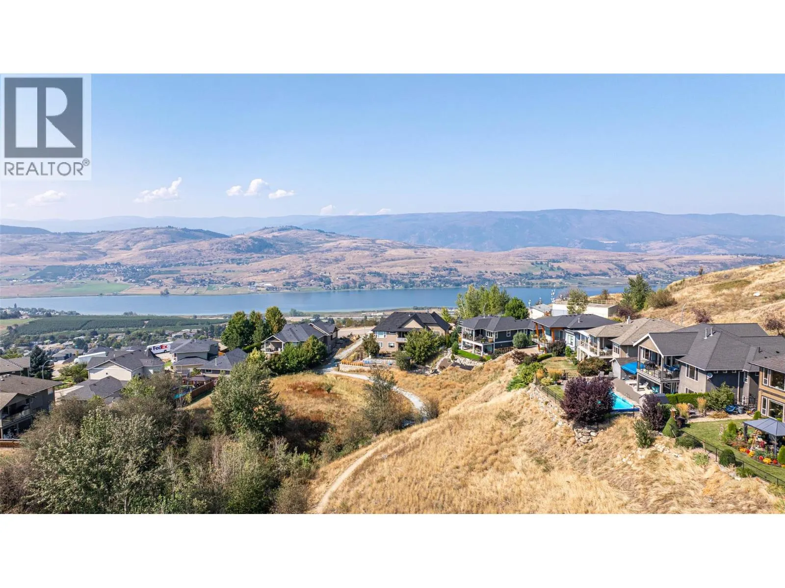 6905 Foothills Drive