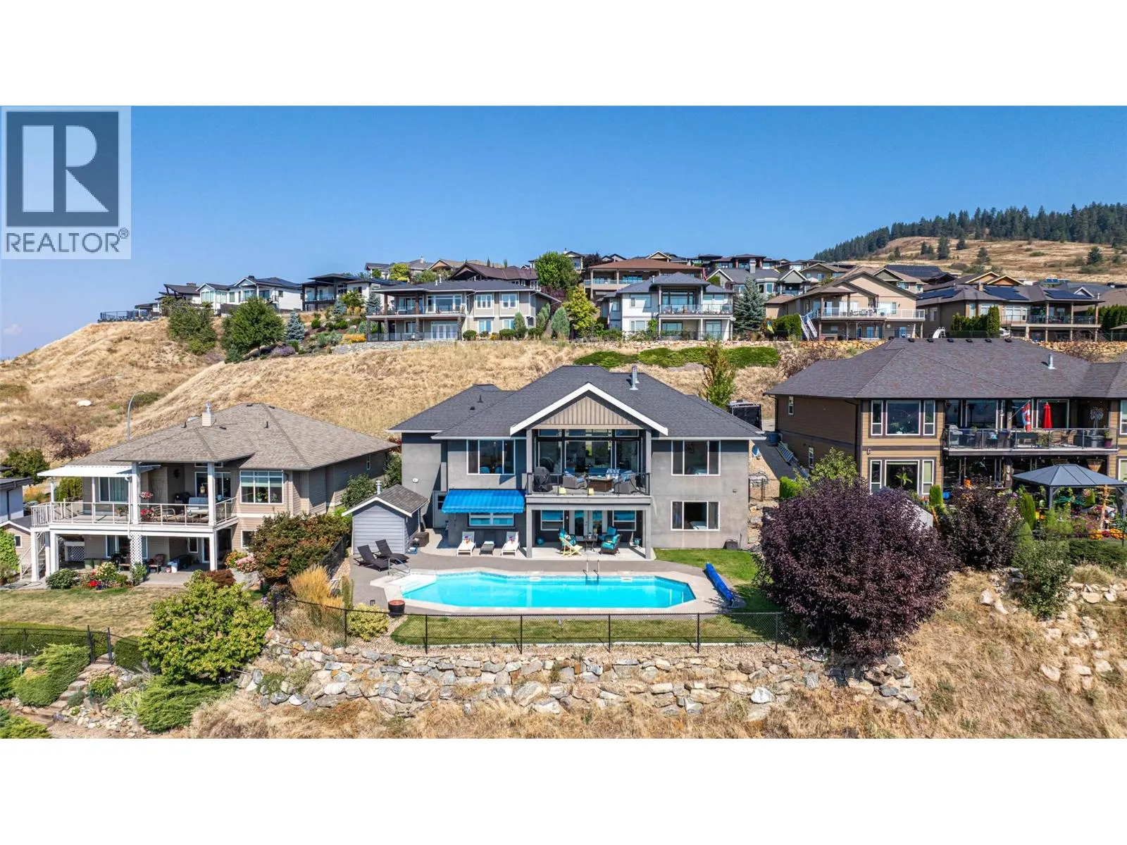 6905 Foothills Drive