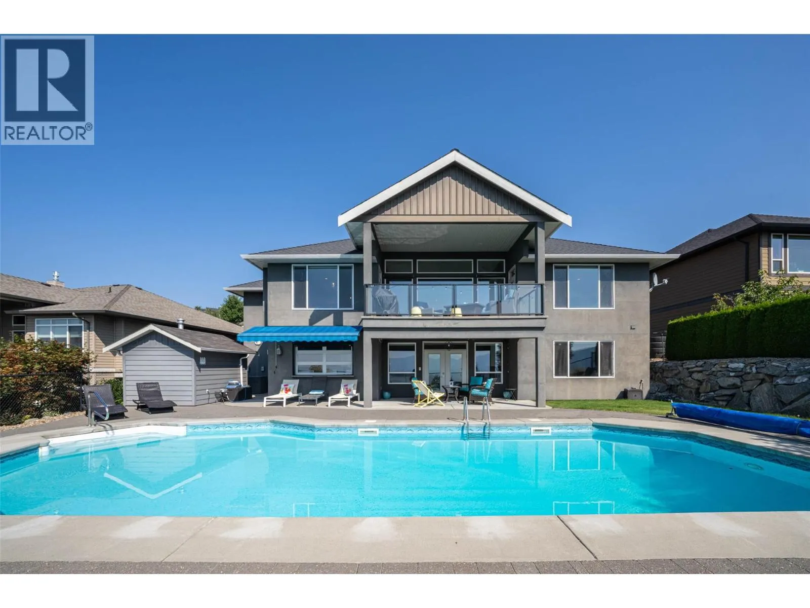 6905 Foothills Drive