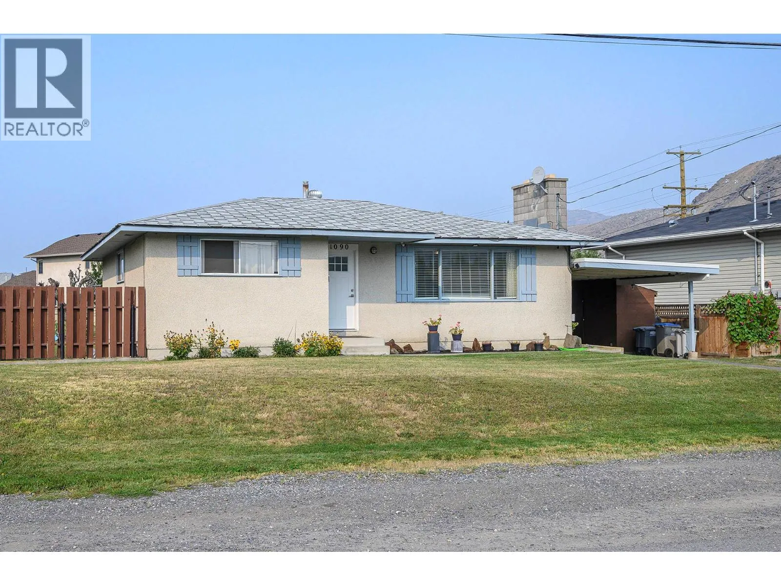 1090 NICOLANI Drive