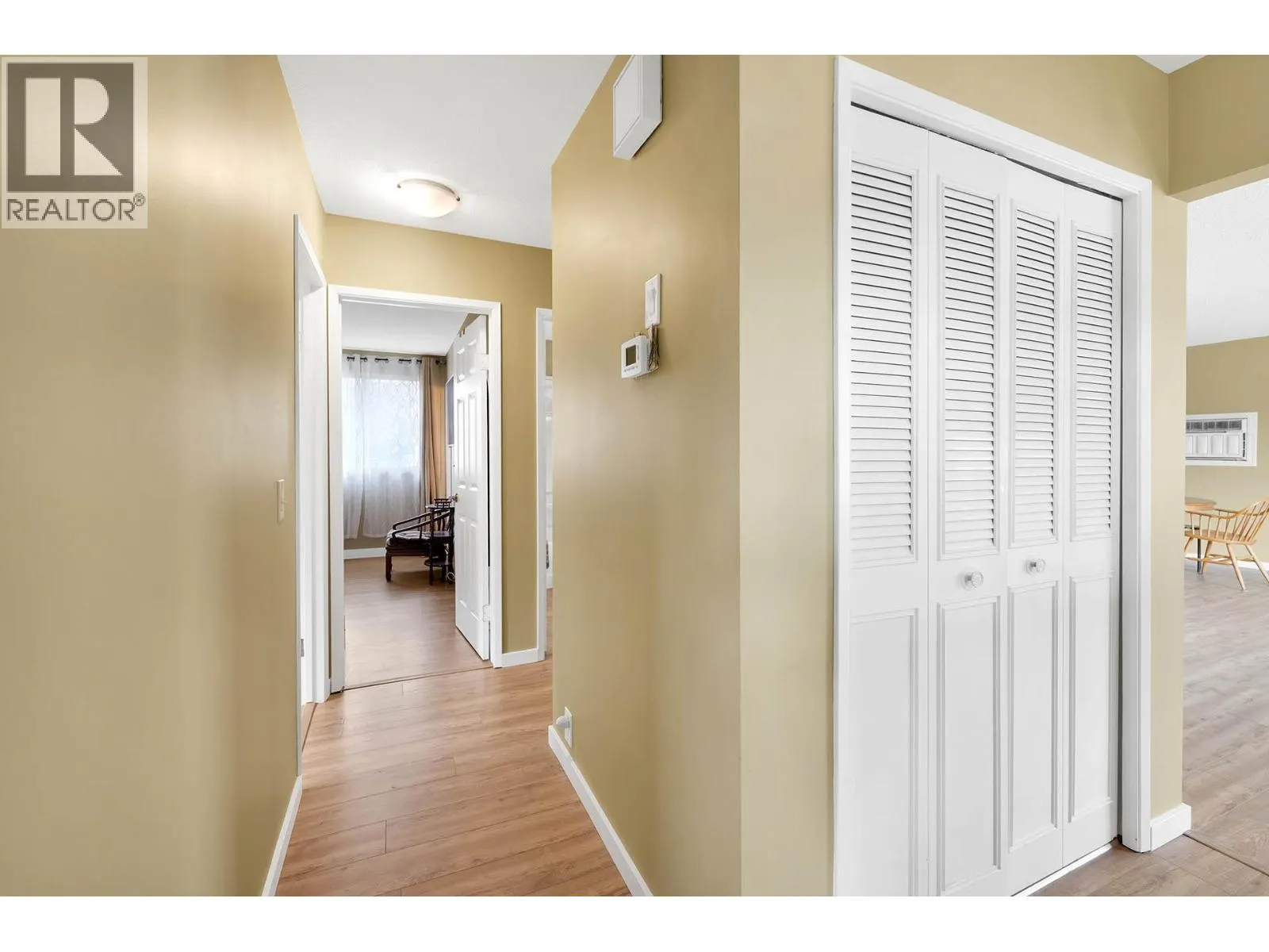 1090 NICOLANI Drive