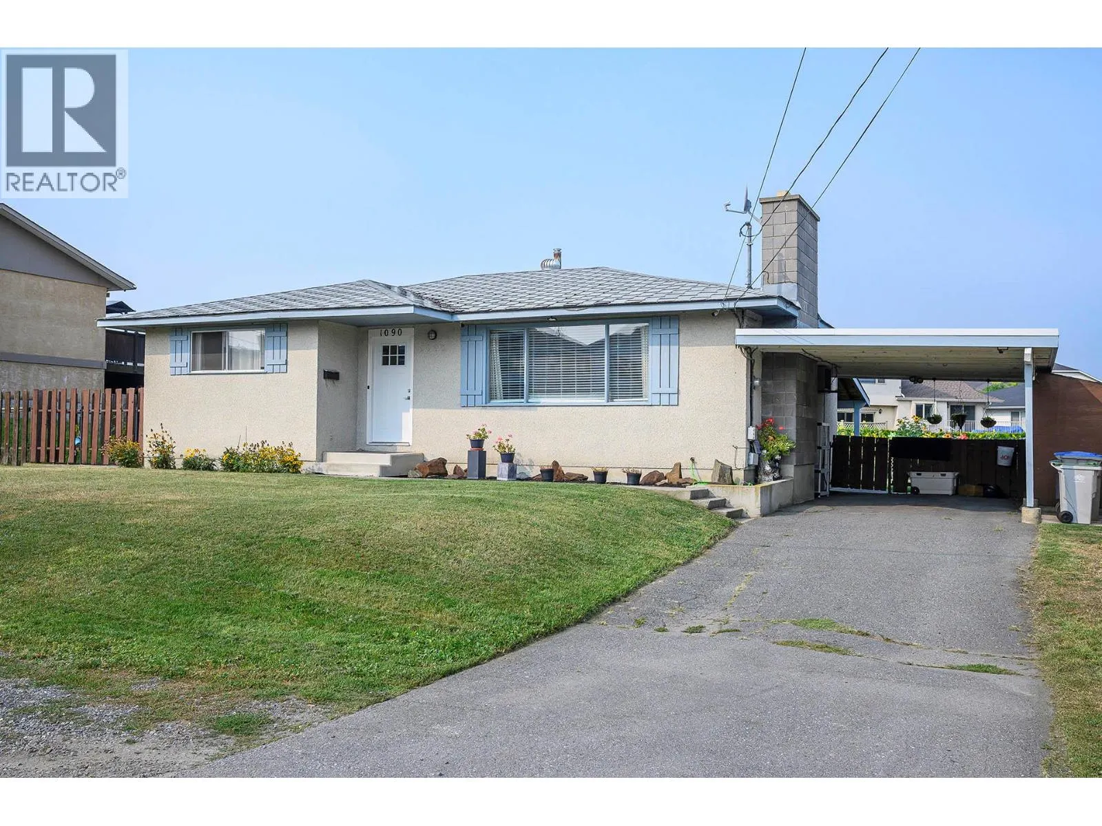 1090 NICOLANI Drive