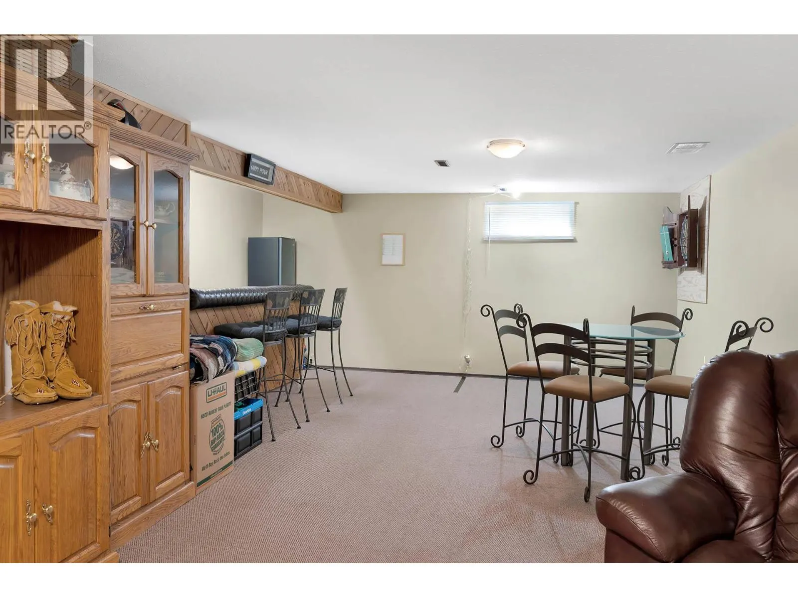 1090 NICOLANI Drive