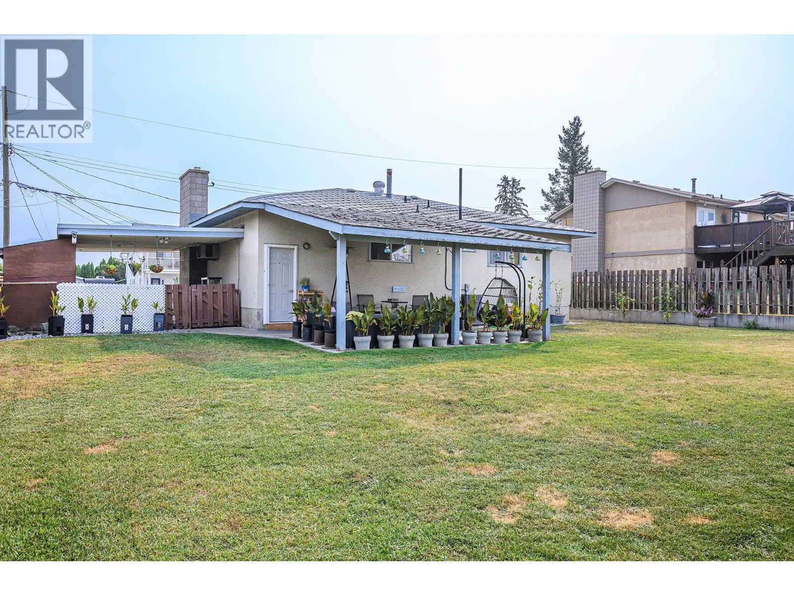 1090 NICOLANI Drive