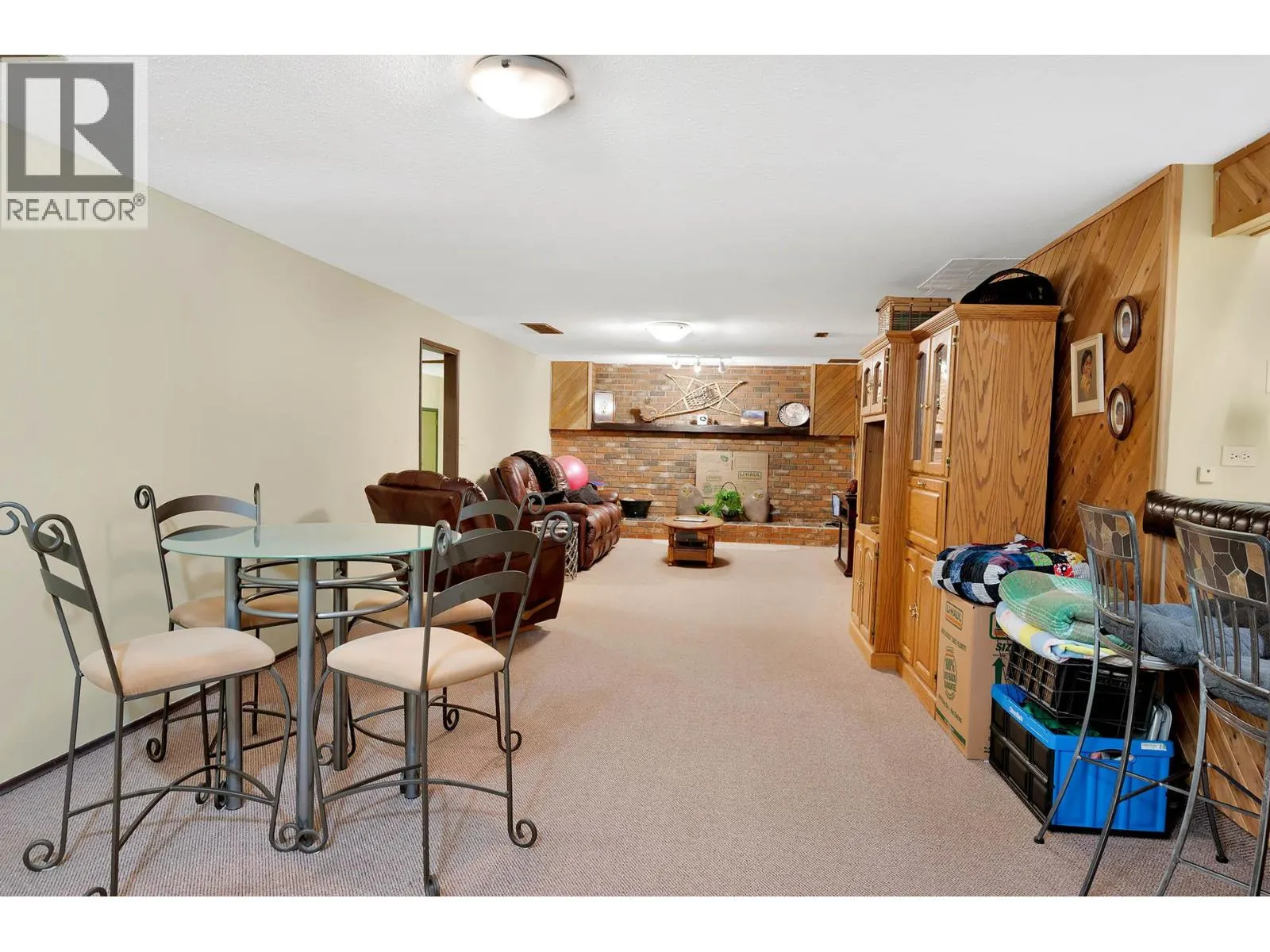 1090 NICOLANI Drive