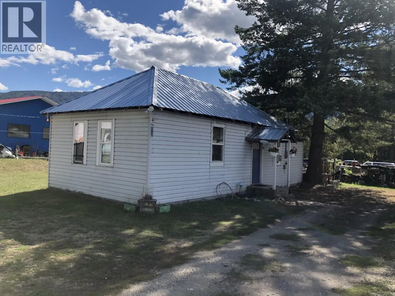 6401 Highway 3