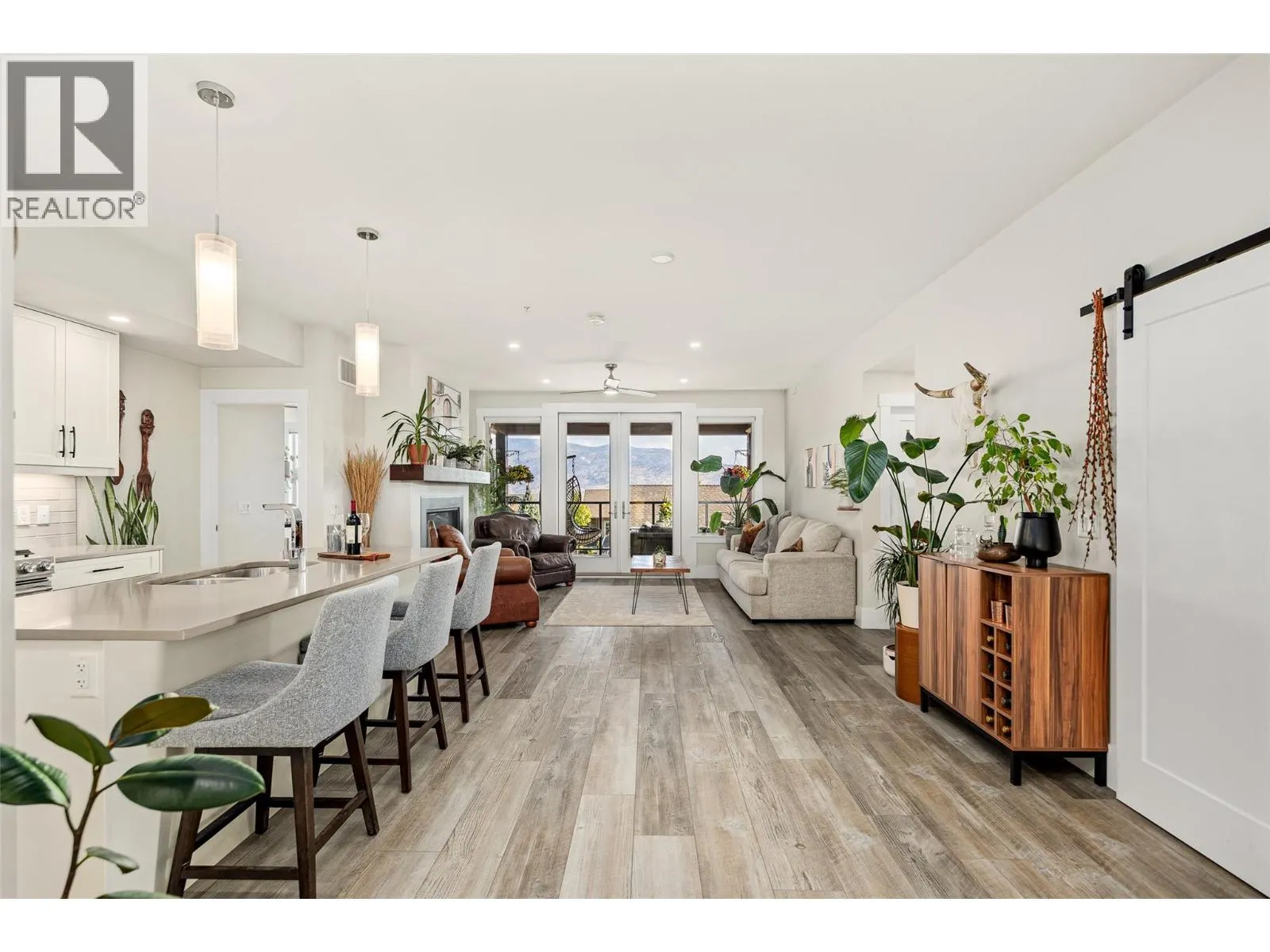 4000 Redstone Crescent Unit# 224
