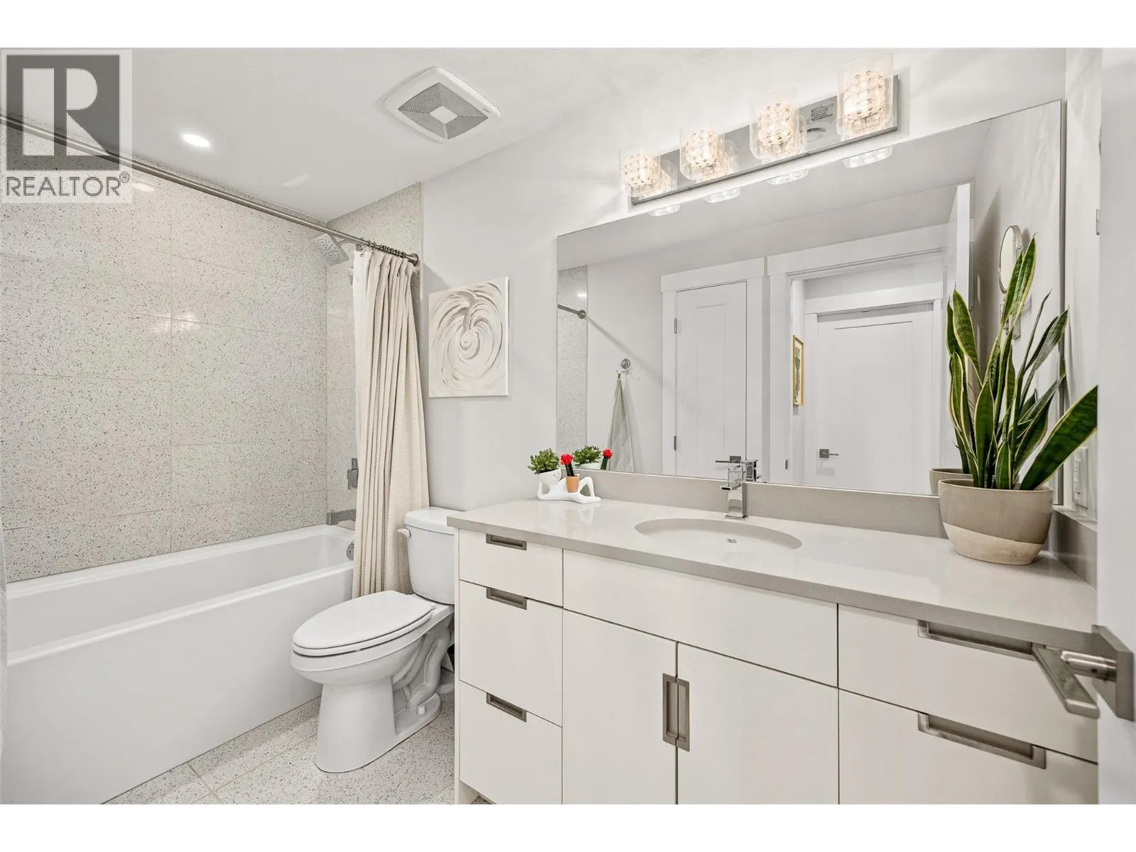 4000 Redstone Crescent Unit# 224
