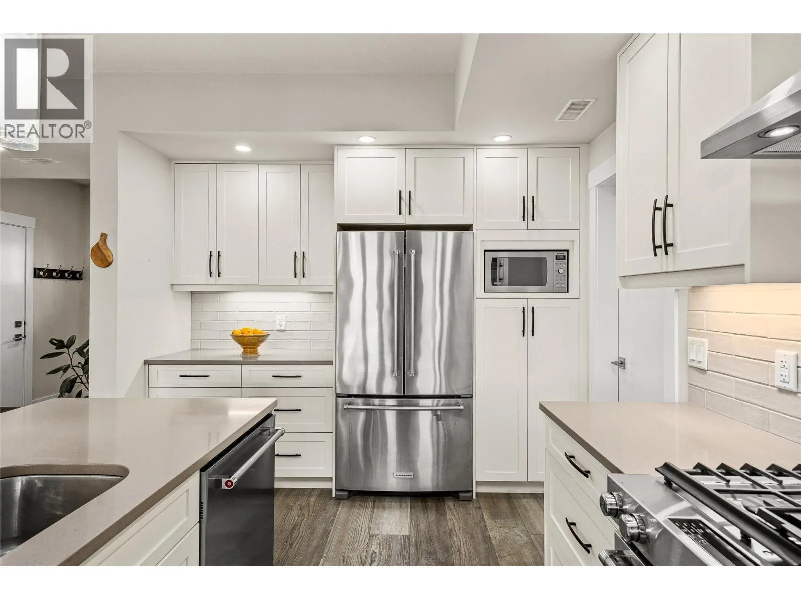 4000 Redstone Crescent Unit# 224