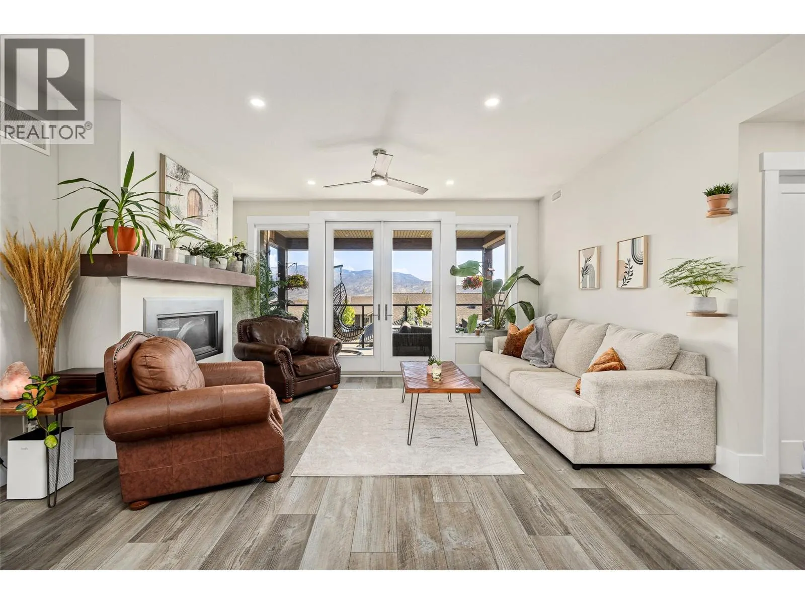 4000 Redstone Crescent Unit# 224