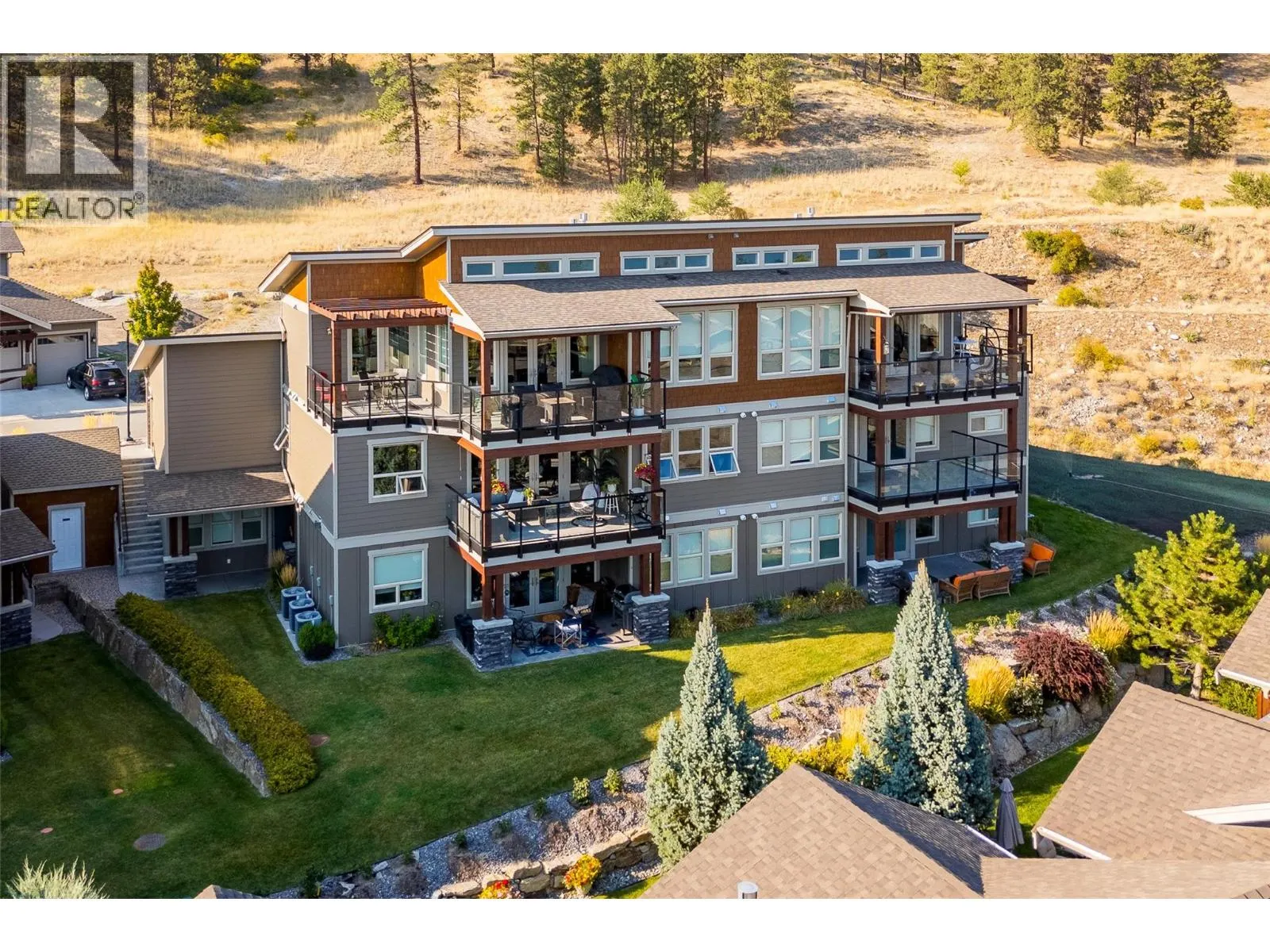 4000 Redstone Crescent Unit# 224