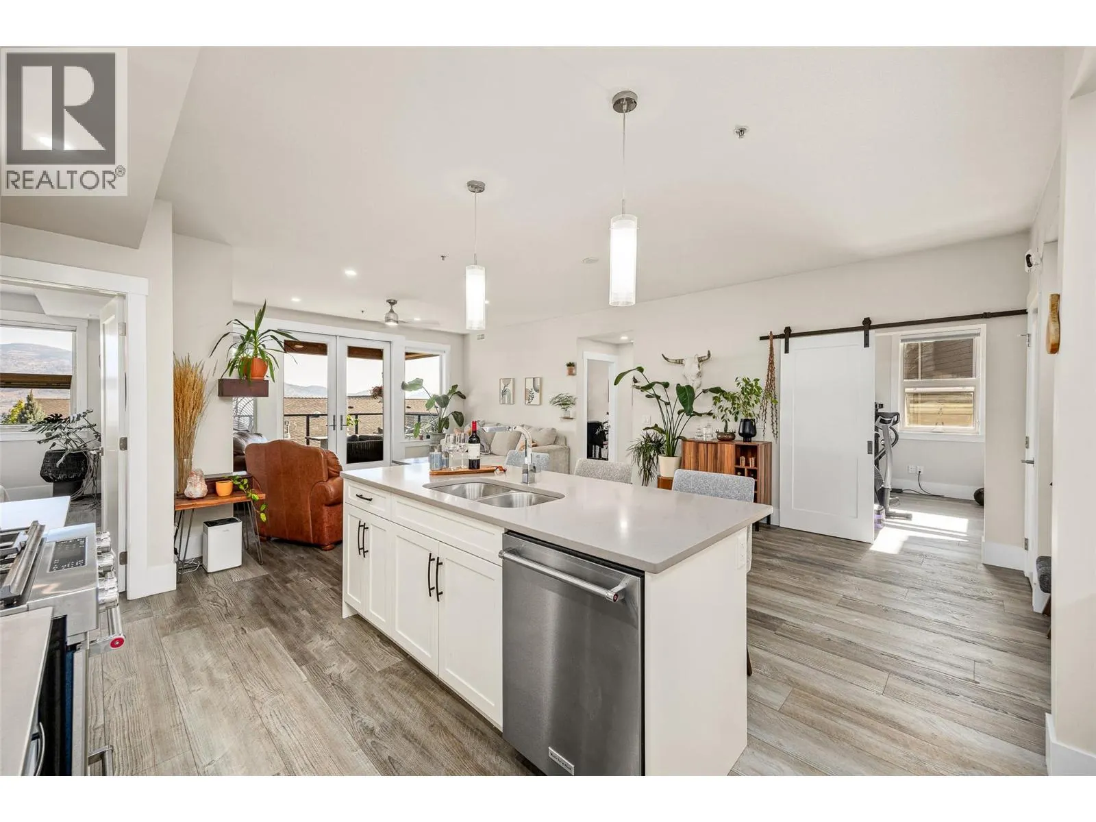 4000 Redstone Crescent Unit# 224