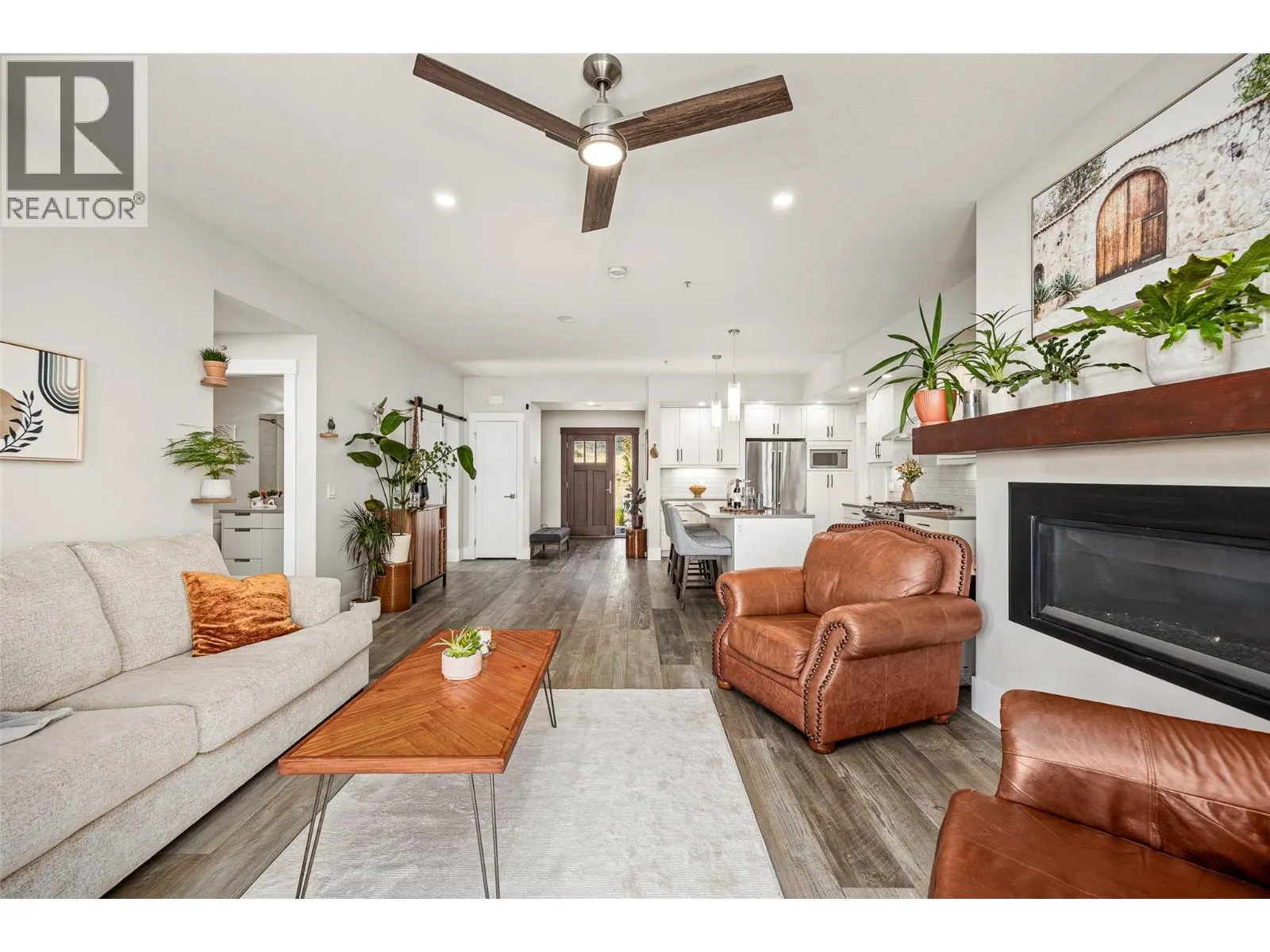 4000 Redstone Crescent Unit# 224