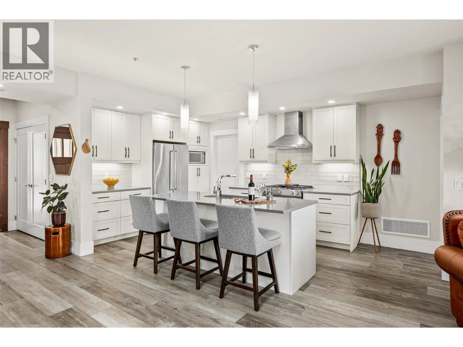 4000 Redstone Crescent Unit# 224