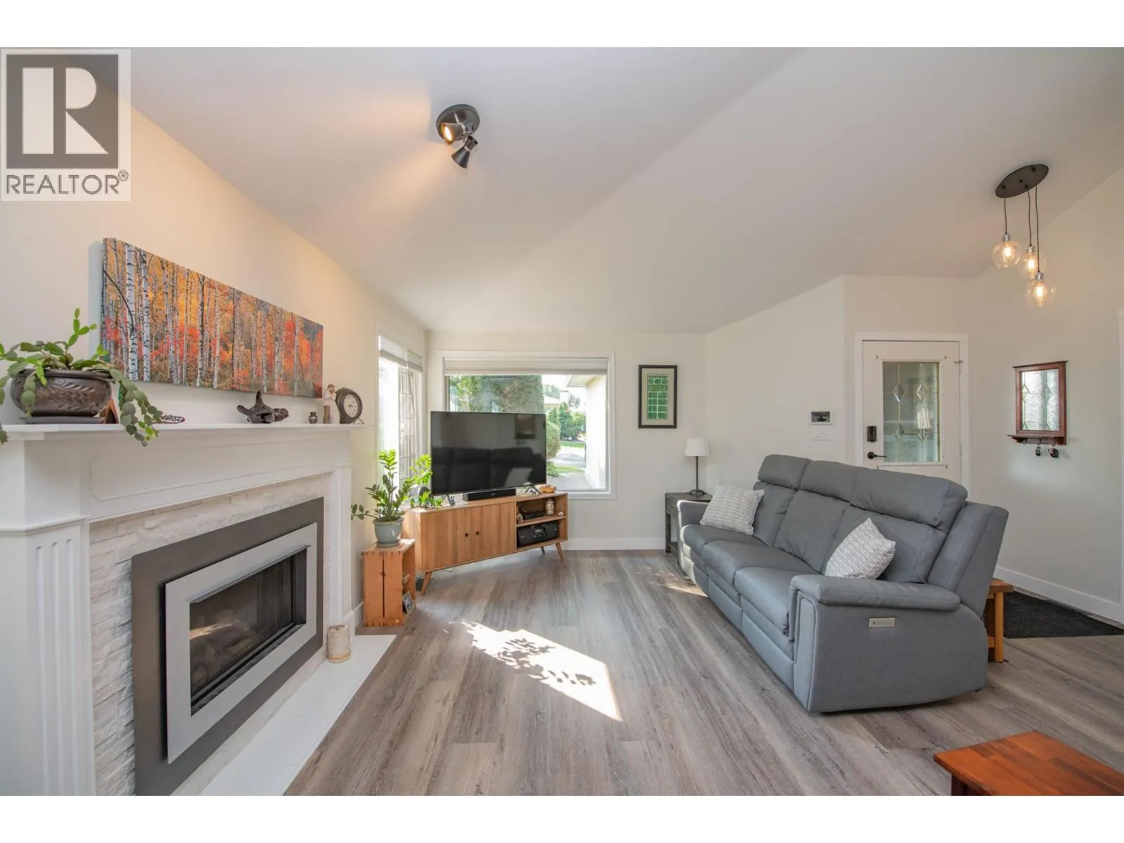 1400 14 Avenue Unit# 62