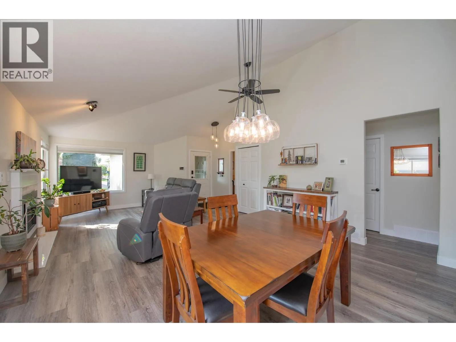 1400 14 Avenue Unit# 62