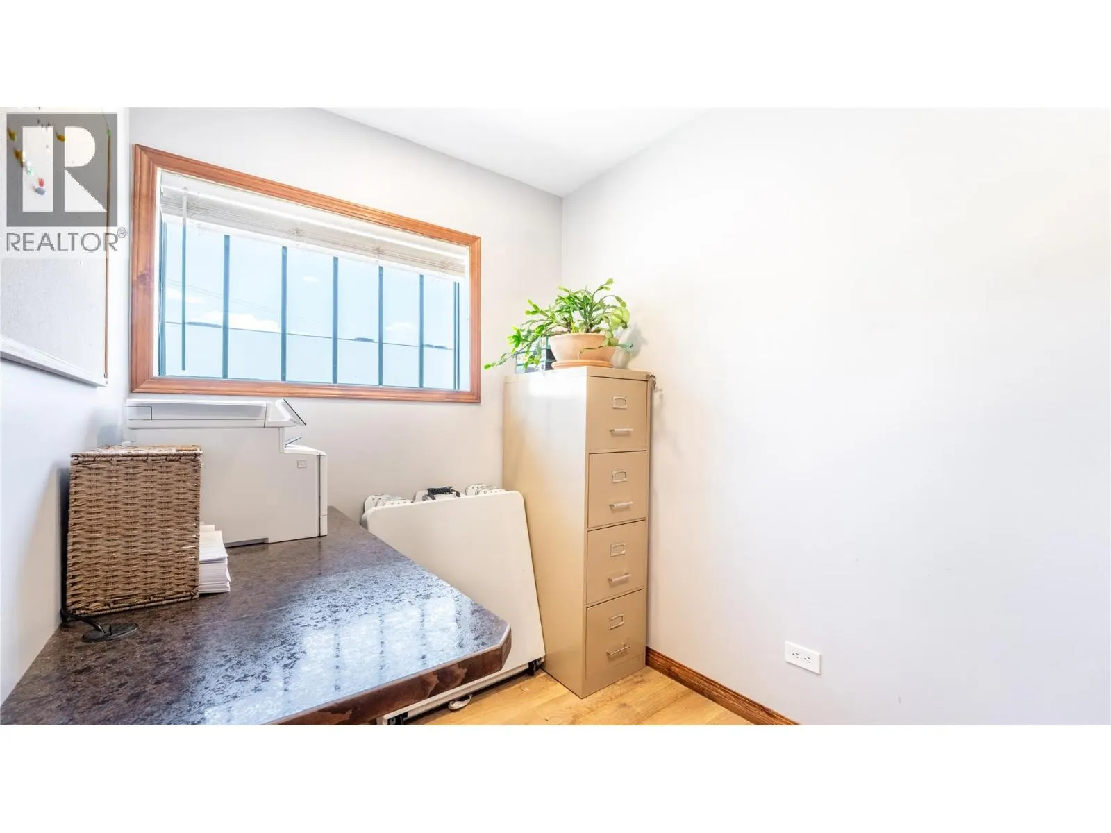 116 12 Avenue Unit# B