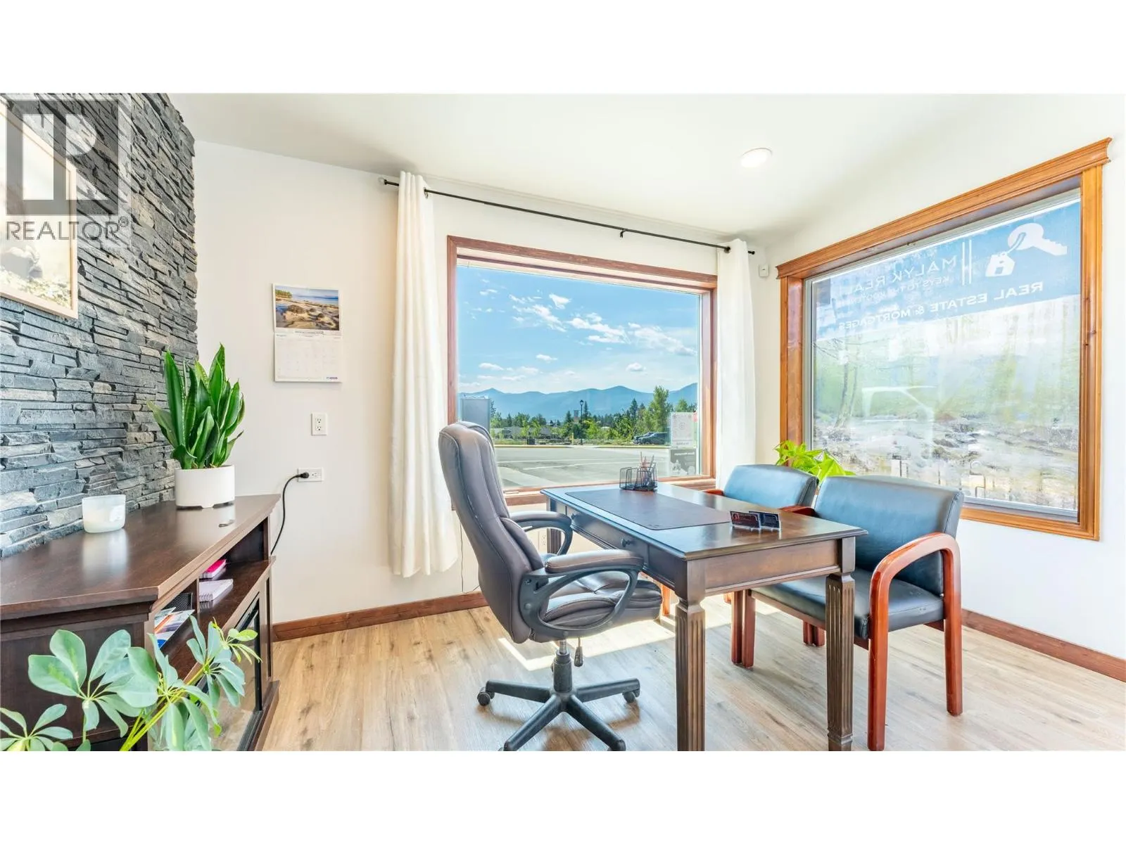 116 12 Avenue Unit# B