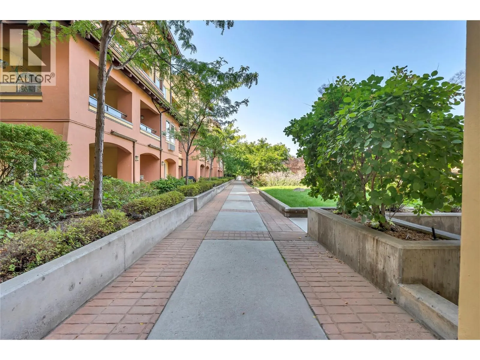 7600 Cottonwood Drive Unit# 304
