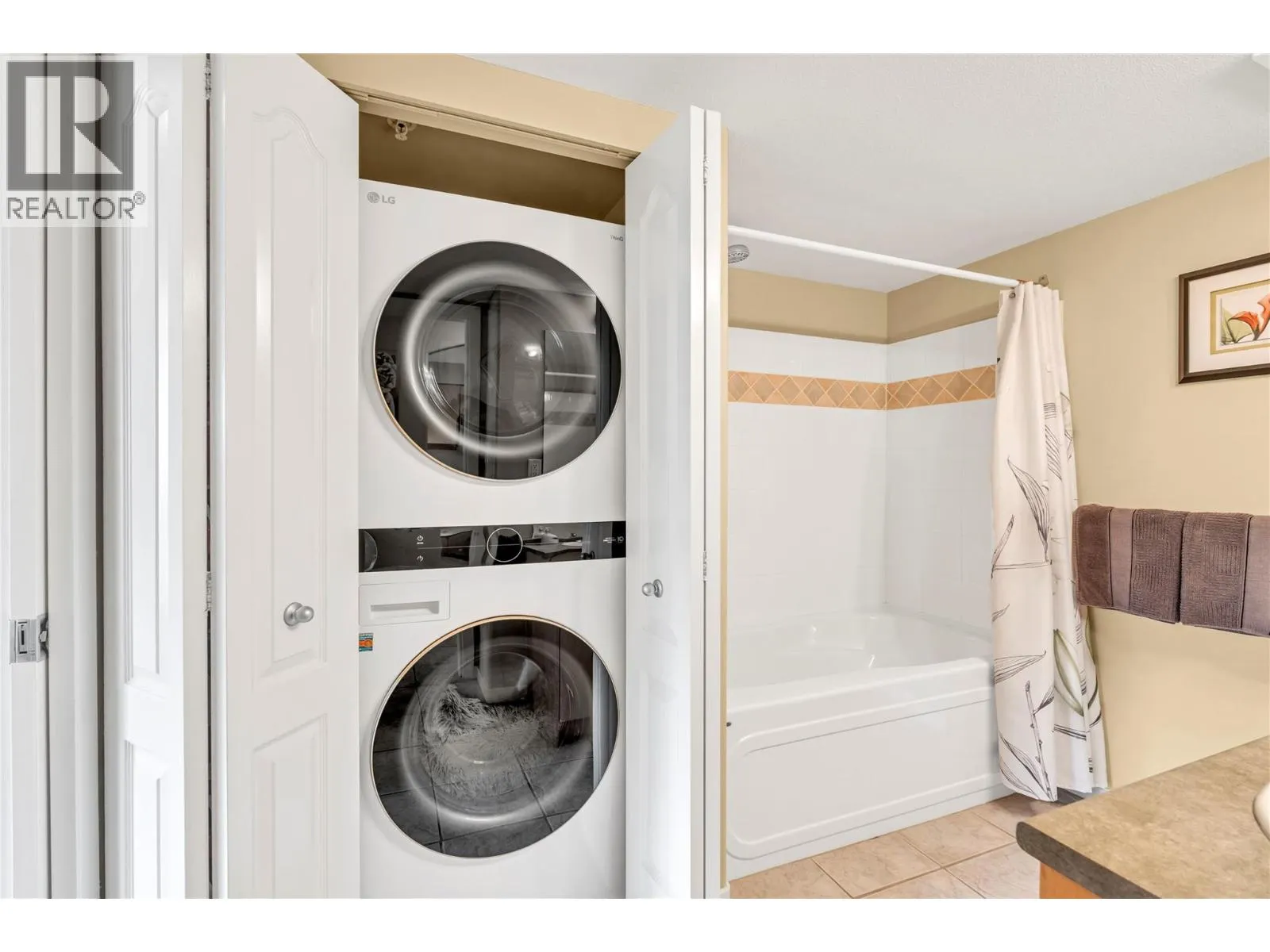 7600 Cottonwood Drive Unit# 304