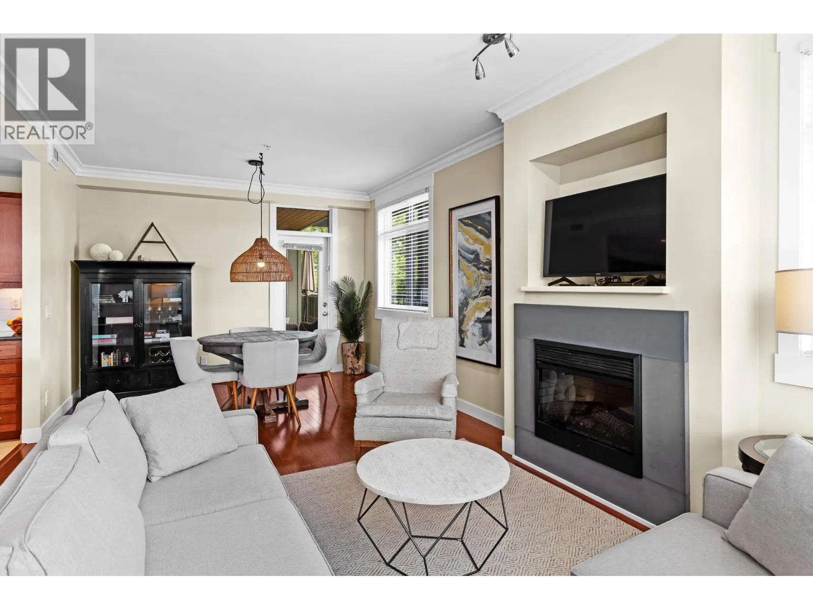 2901 Abbott Street Unit# 204