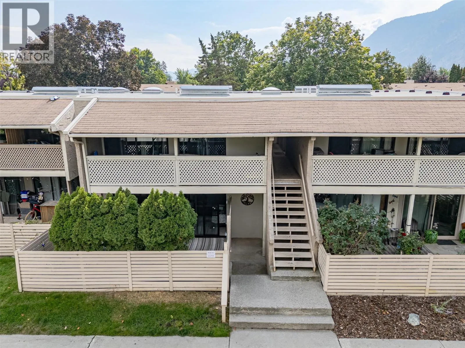 310 Yorkton Avenue Unit# 60