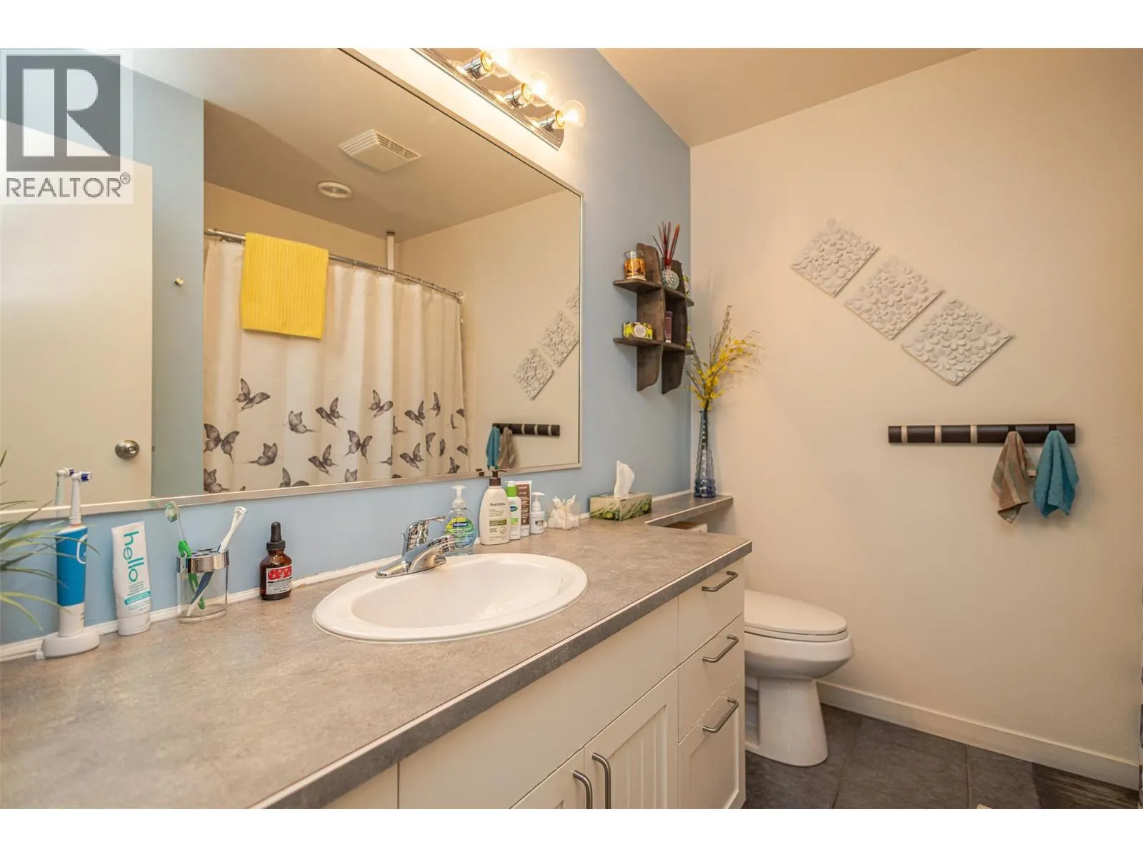 310 Yorkton Avenue Unit# 60
