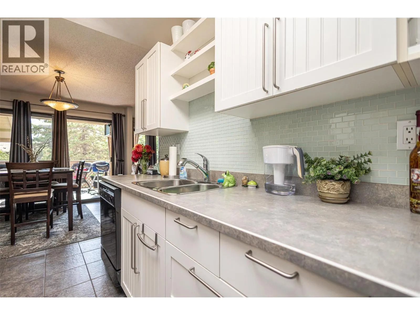 310 Yorkton Avenue Unit# 60