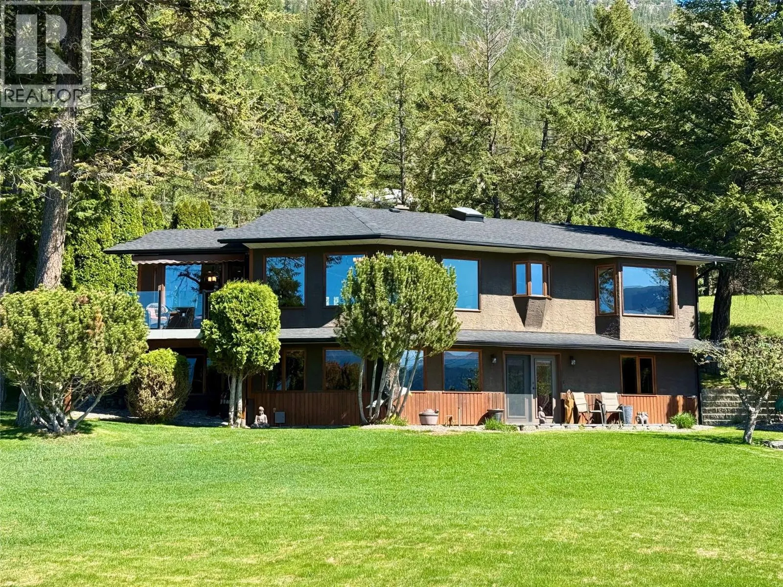 8380 RICHARDSON Crescent