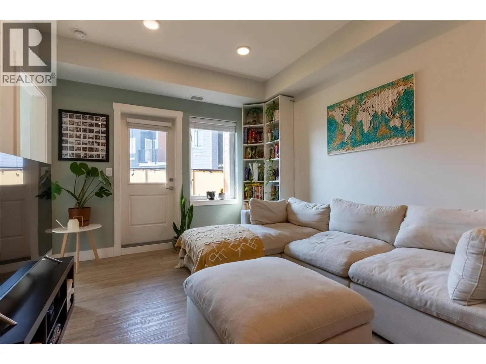 107 Yew Street Unit# 311