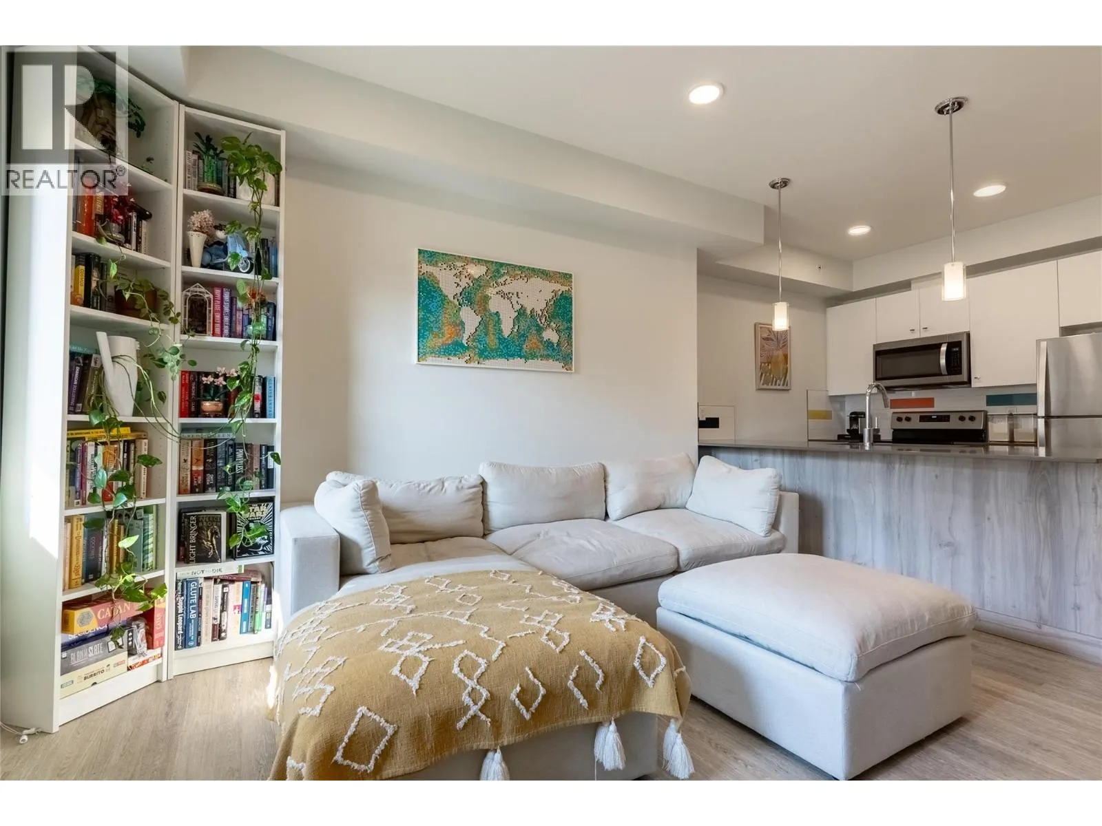 107 Yew Street Unit# 311