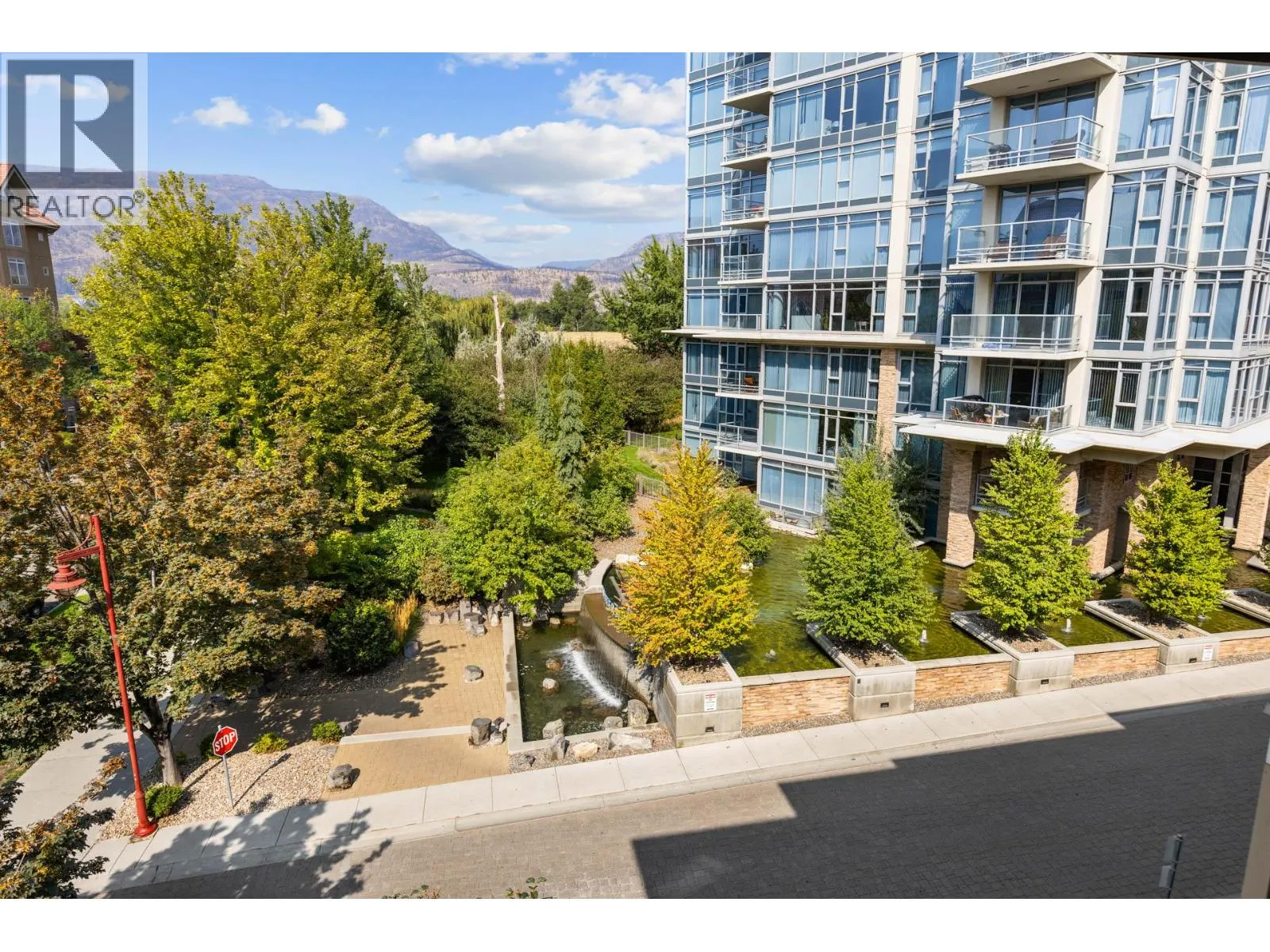 1083 Sunset Drive Unit# 406