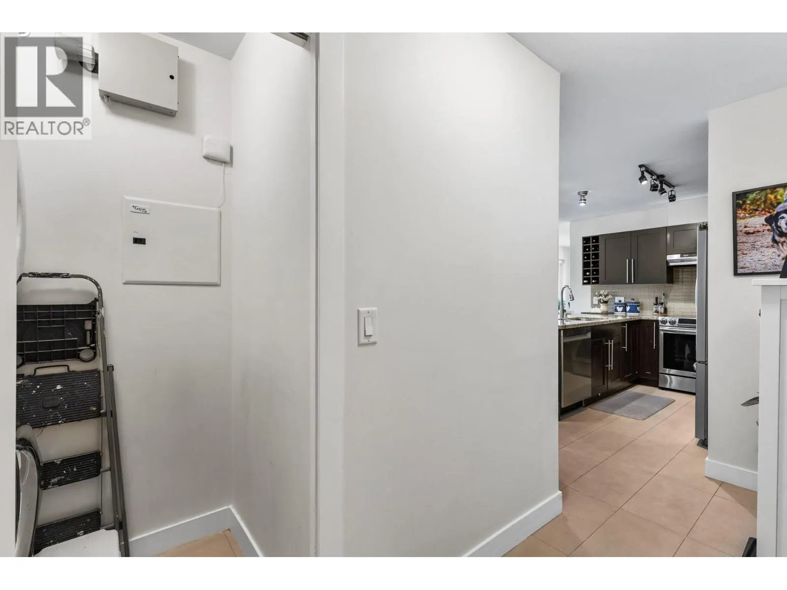 1083 Sunset Drive Unit# 406