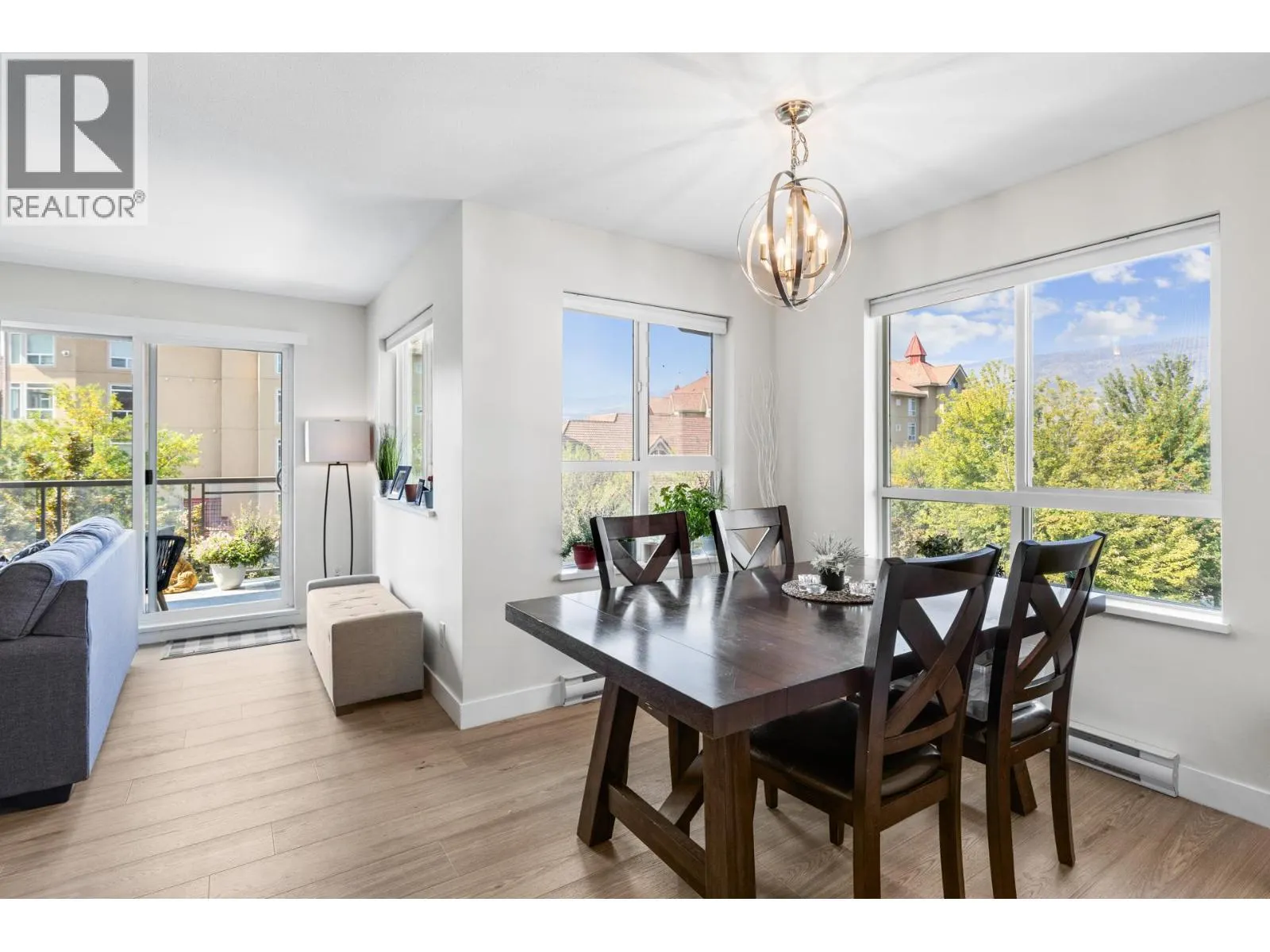 1083 Sunset Drive Unit# 406