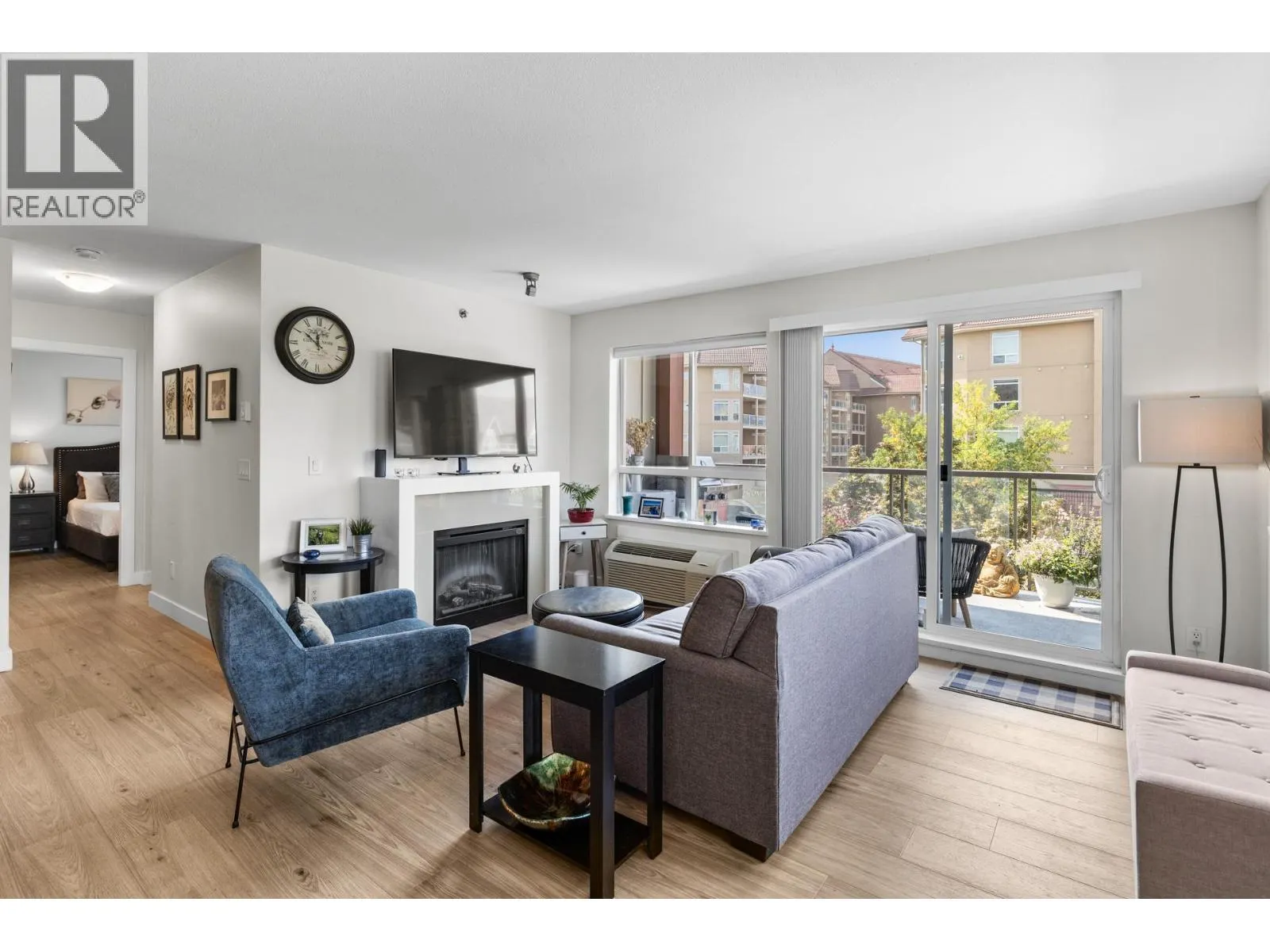 1083 Sunset Drive Unit# 406