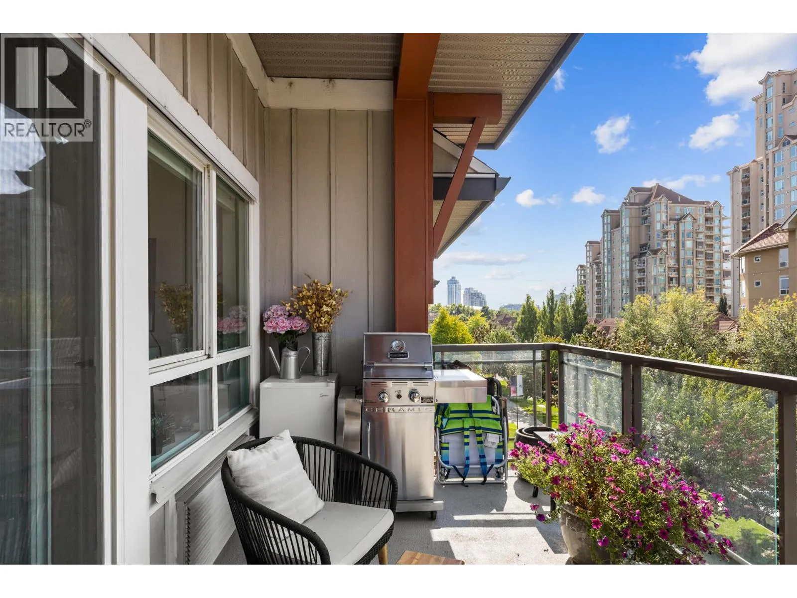 1083 Sunset Drive Unit# 406